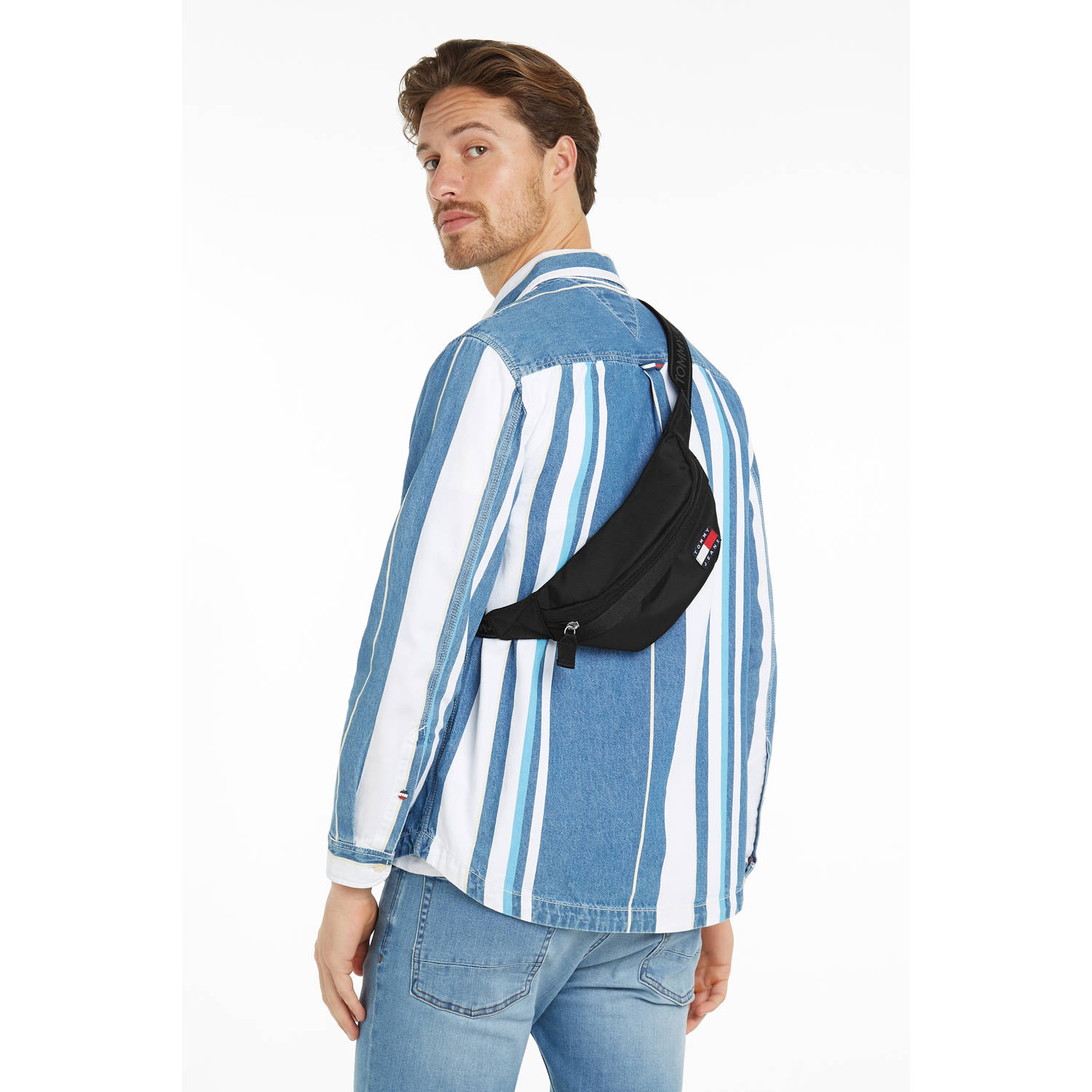 Tommy Jeans heuptas TJM Essential zwart