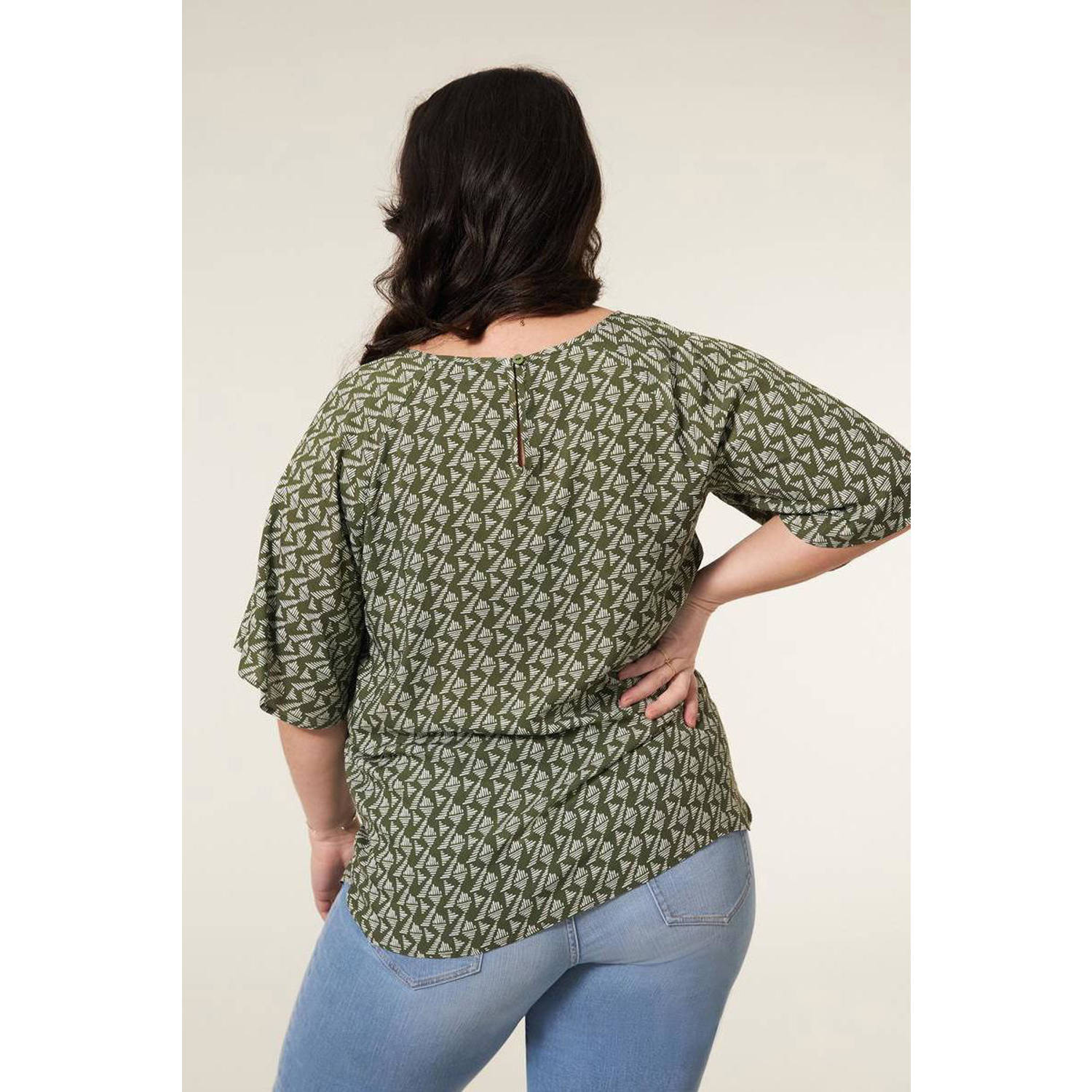 Miss Etam Plus top met all over print groen