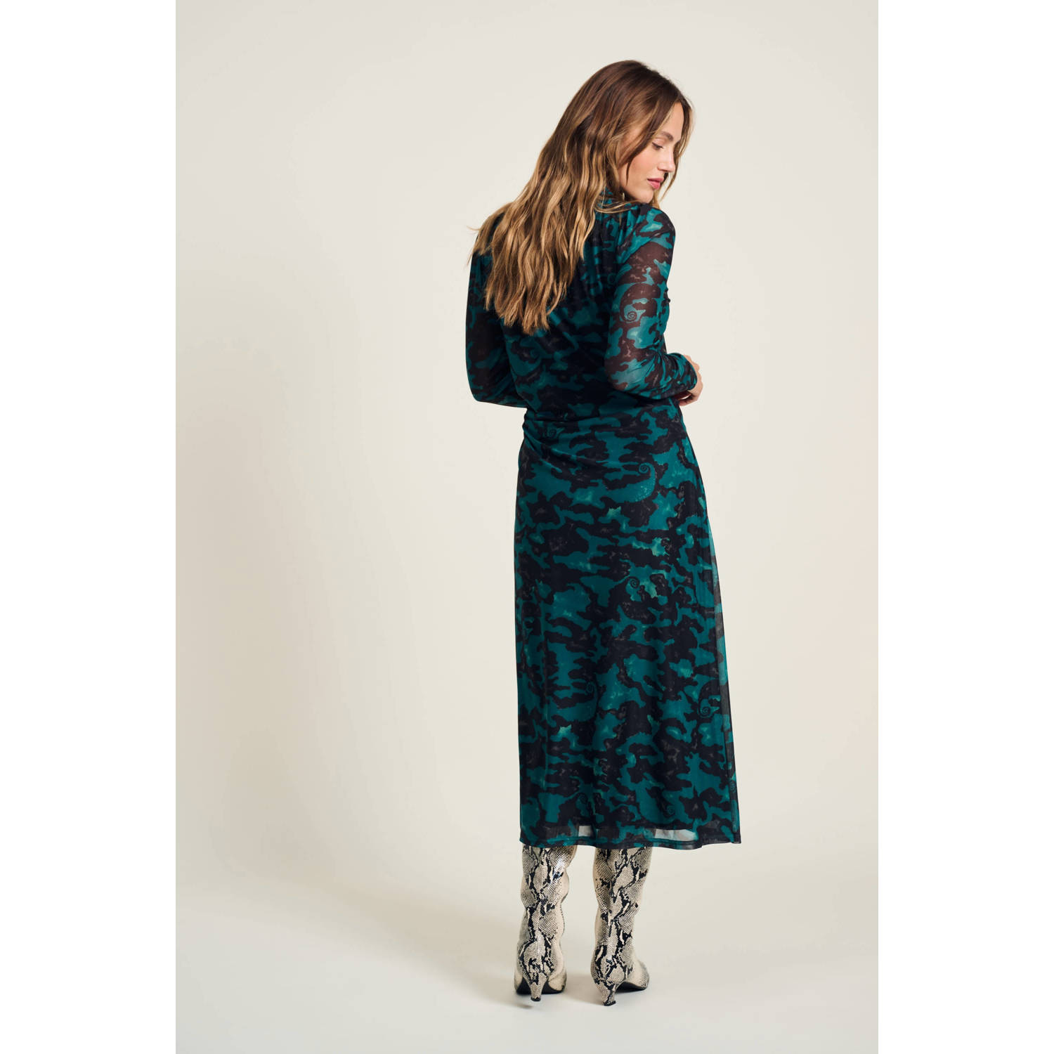 POM Amsterdam semi-transparante mesh jurk met camouflageprint groen zwart