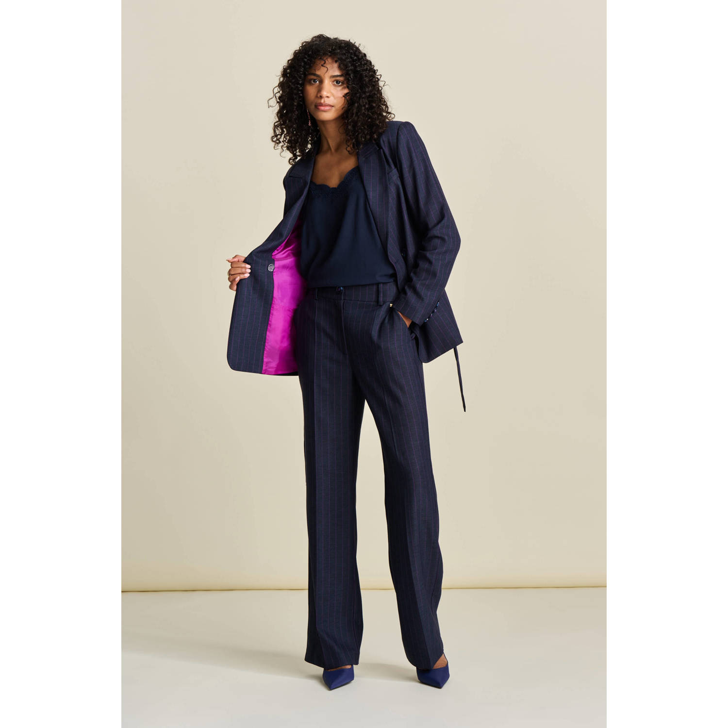 POM Amsterdam getailleerde blazer met krijtstreep donkerblauw roze
