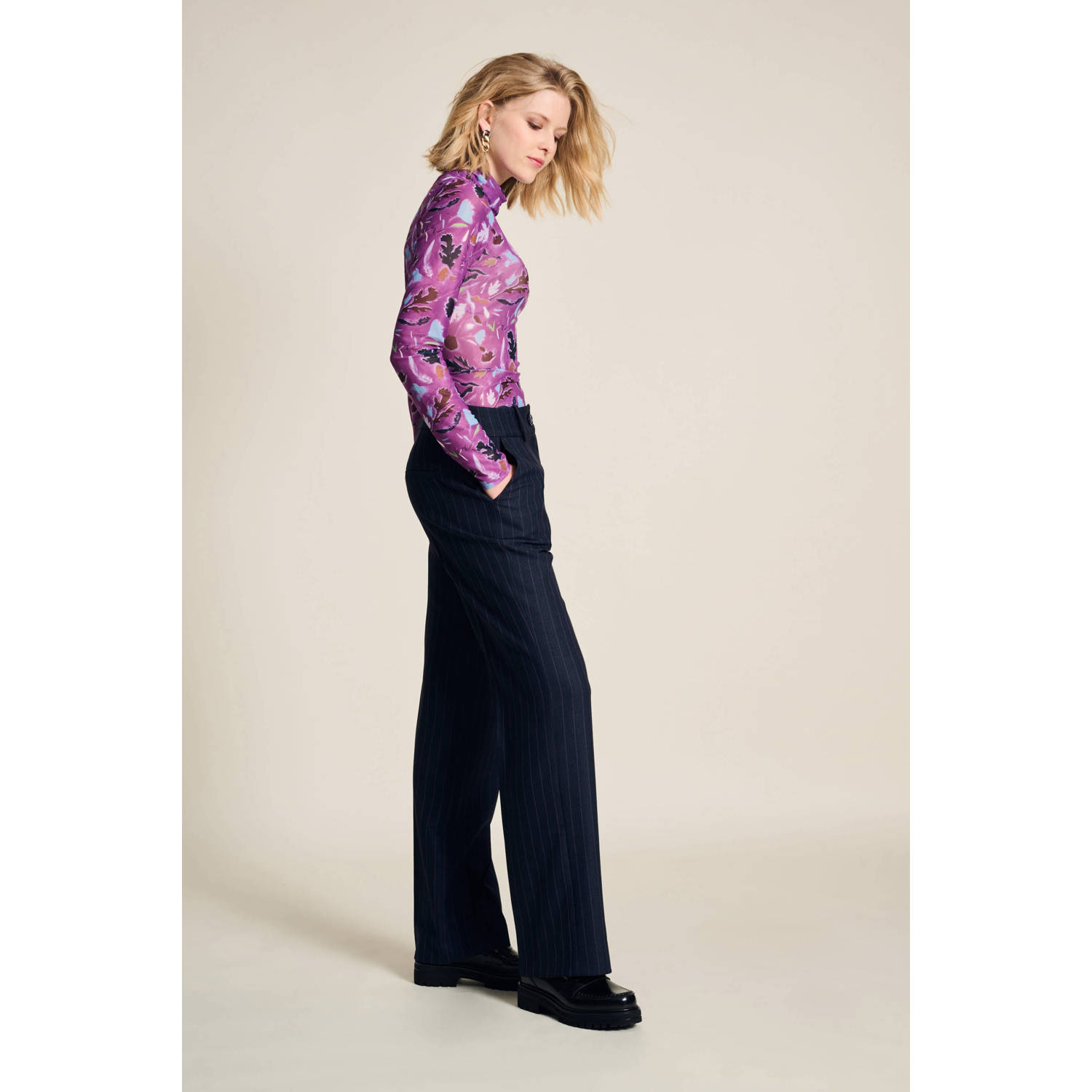 POM Amsterdam straight fit pantalon met krijtstreep donkerblauw wit