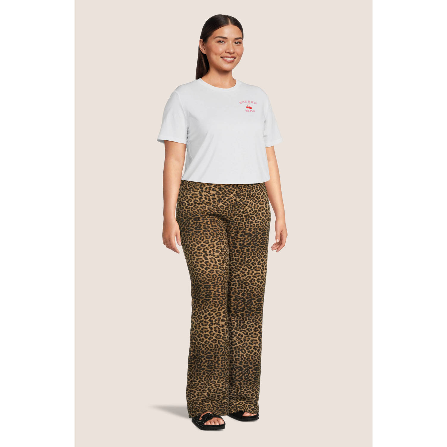 PIECES Curve high waist straight leg jeans PCGINGER bruin beige