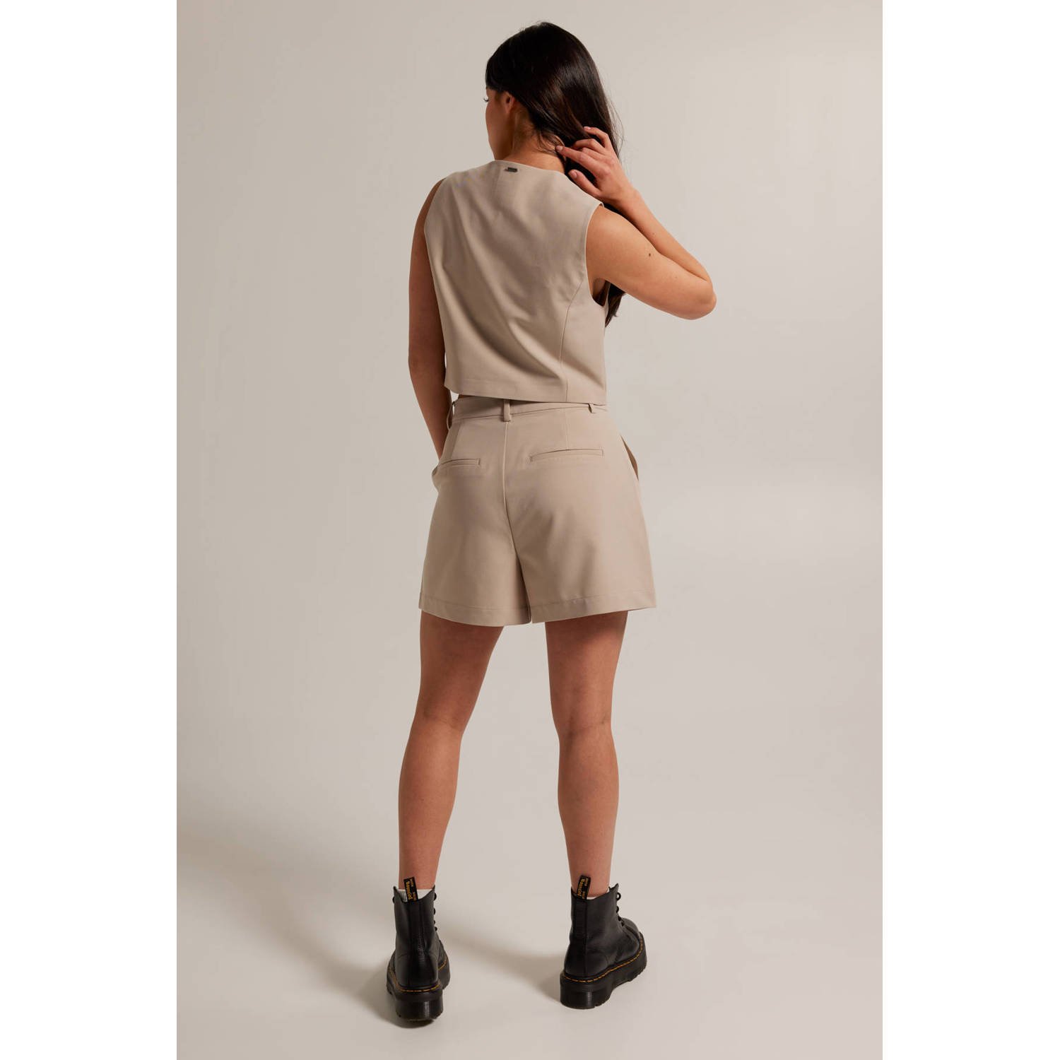 America Today high waist loose fit short beige