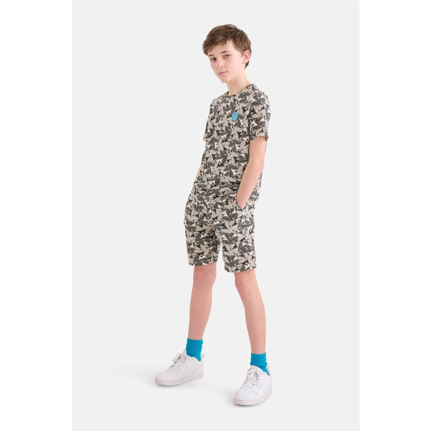 Shoeby T-shirt met all over print bruin