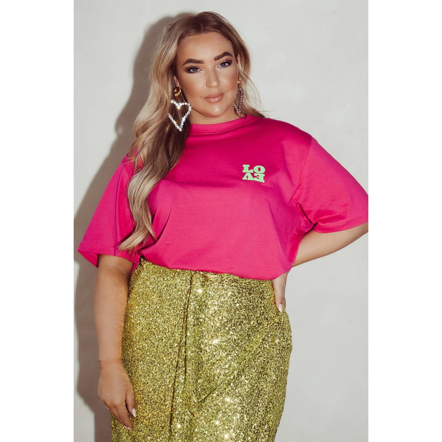 Pinned by K Curve T-shirt Love met printopdruk fuchsia