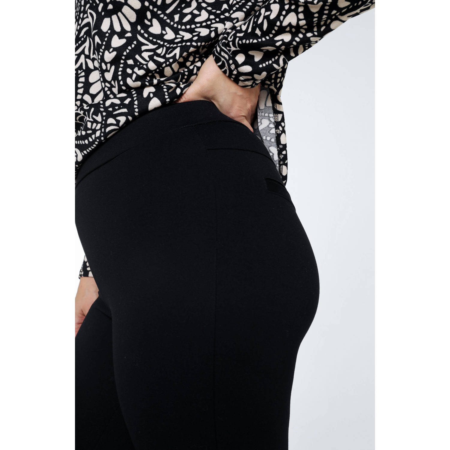 Paprika slim regular waist legging zwart