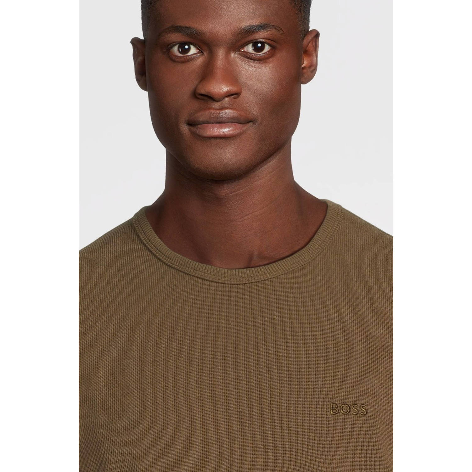 BOSS regular fit longsleeve Tempesto met logo en textuur open brown