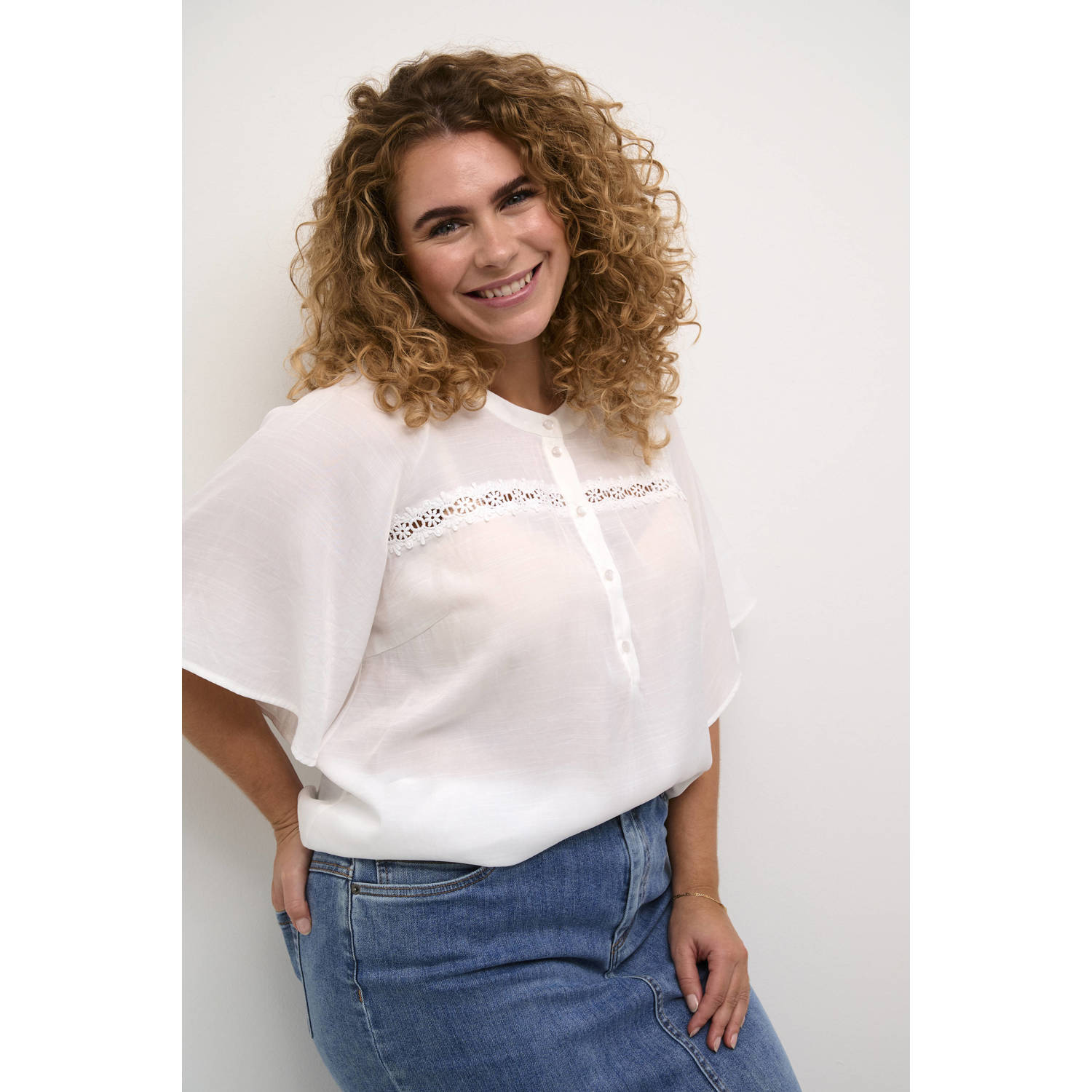 Kaffe Curve semi-transparante top KCtilla wit