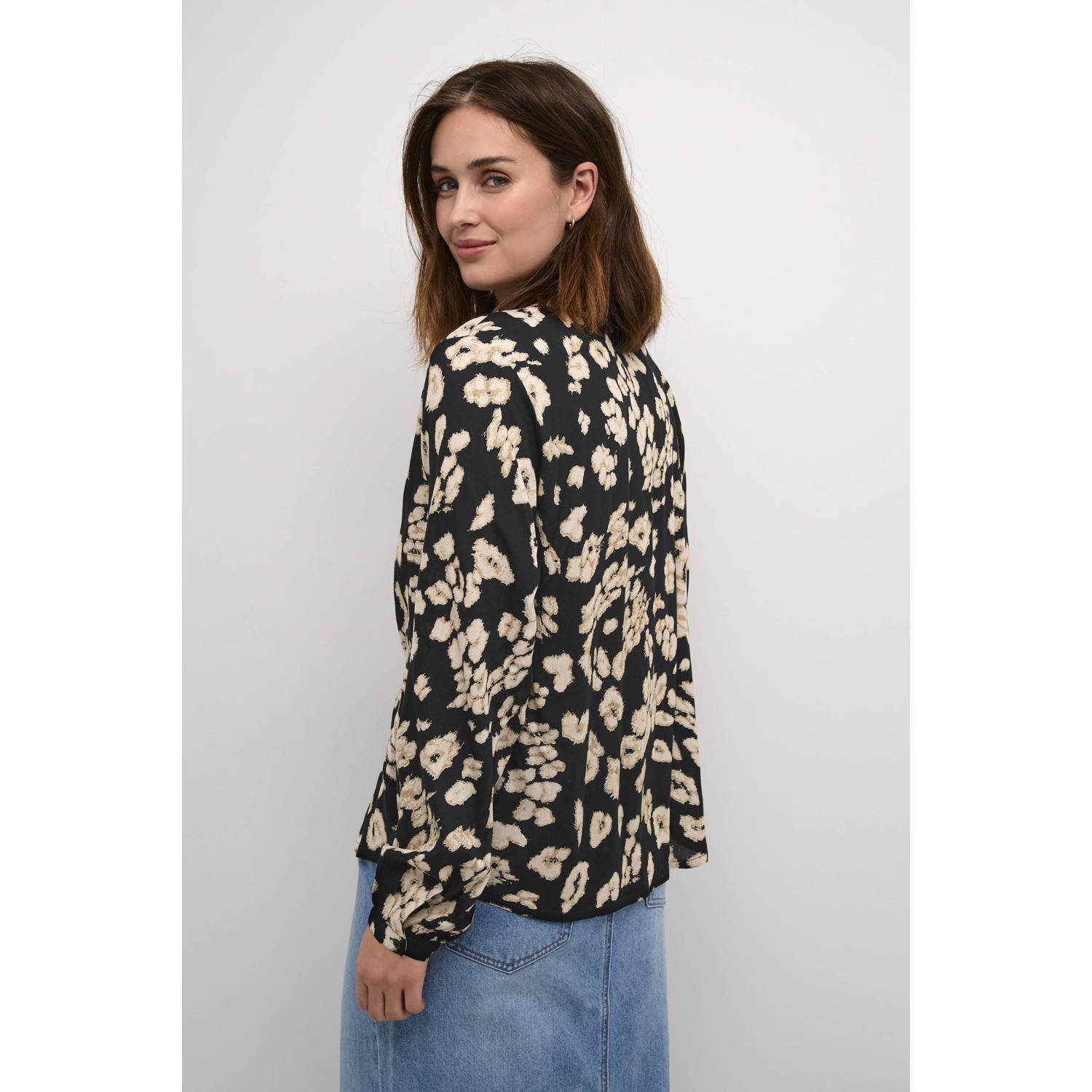Kaffe top KAbeathe met panterprint zwart zand