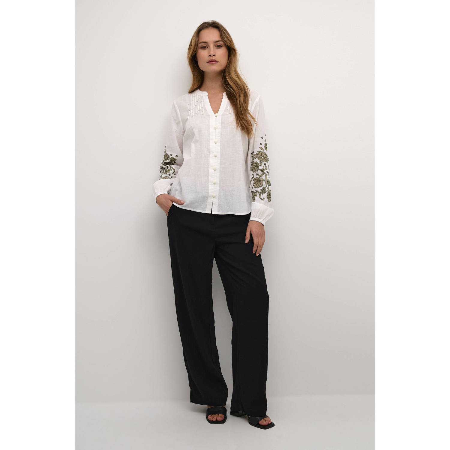 Cream gebloemde blouse wit