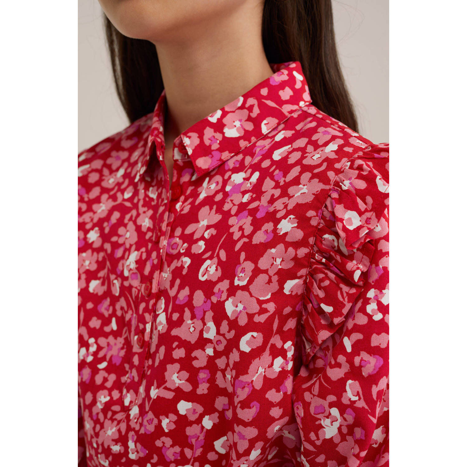 WE Fashion jurk met all over print en ruches rood roze