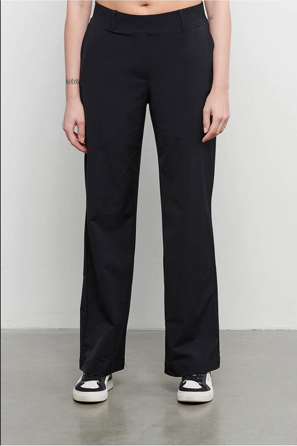 Zwarte dames &Co Woman straight fit pantalon van travelstof met regular waist en effen