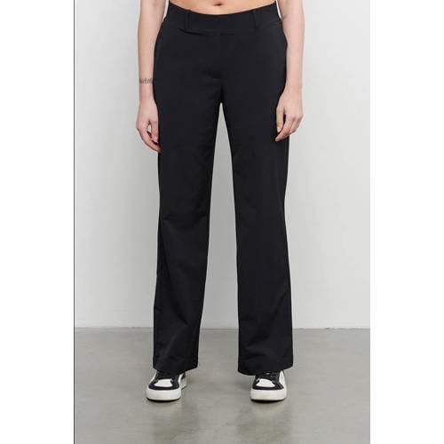 &Co Woman straight fit pantalon PATRICE van travelstof zwart afbeelding