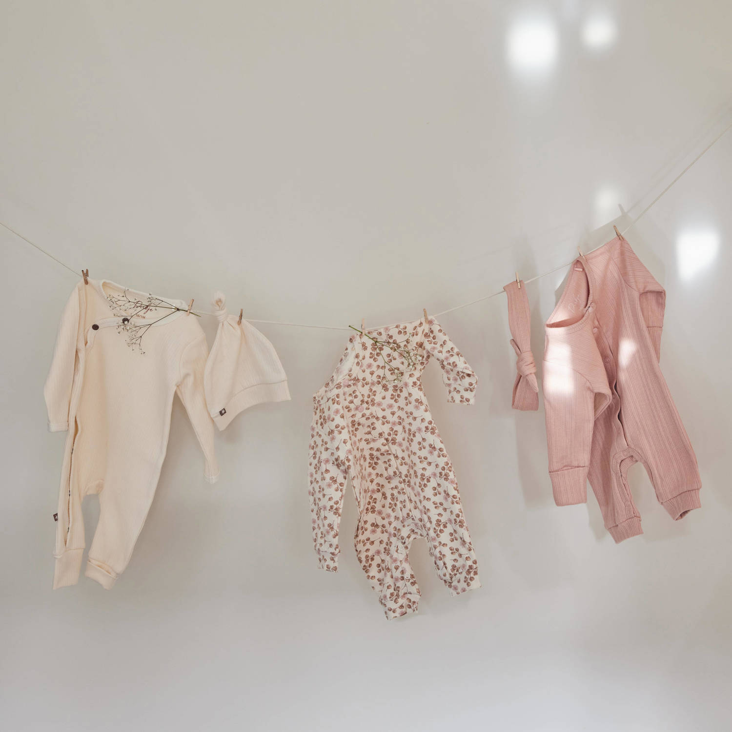 Dirkje boxpak + muts offwhite