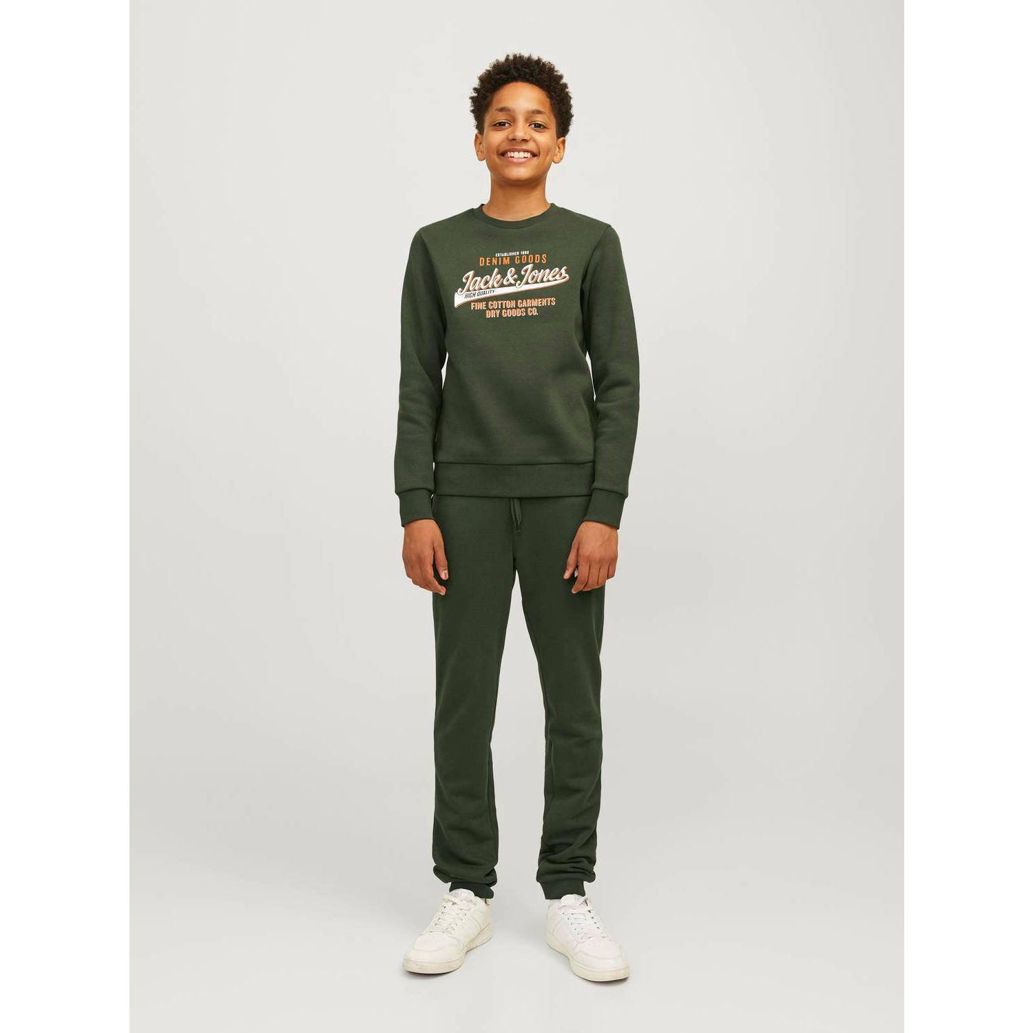 JACK & JONES JUNIOR sweater JJELOGO met logo warm donkergroen