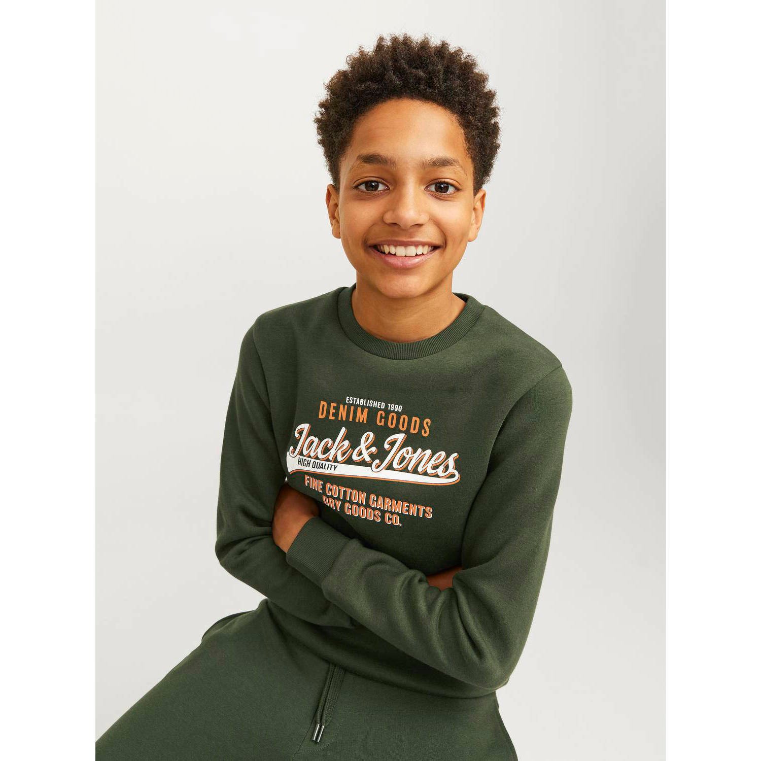 JACK & JONES JUNIOR sweater JJELOGO met logo warm donkergroen