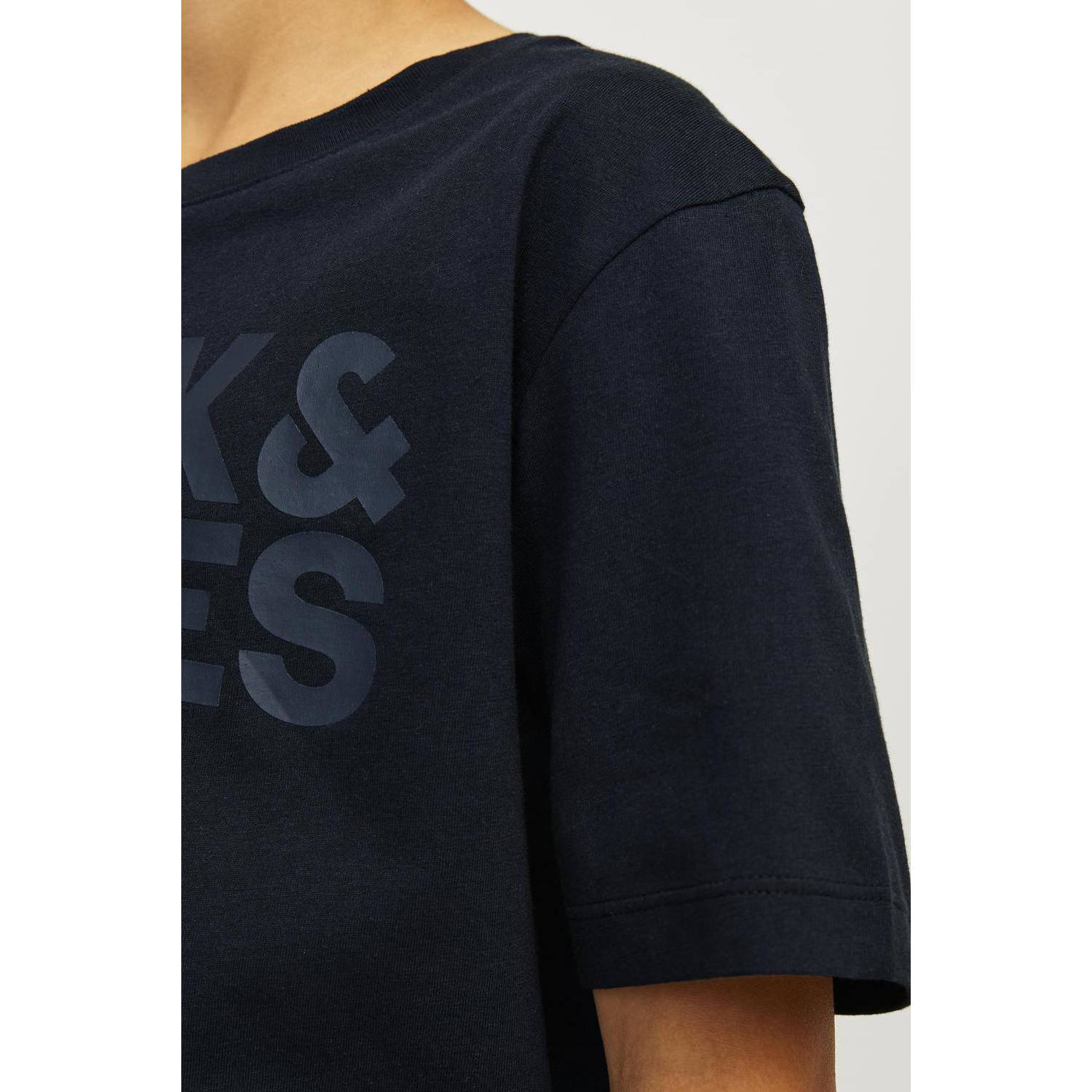 JACK & JONES JUNIOR T-shirt JJECORP met tekst marine
