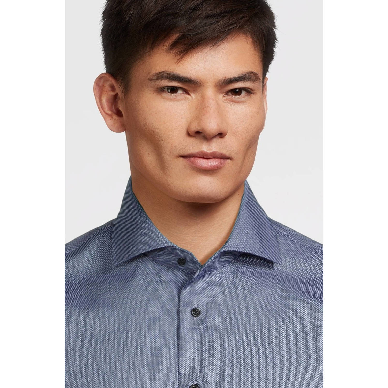 Michaelis slim fit strijkvrij overhemd CUTAWAY SF SCC met all over print navy
