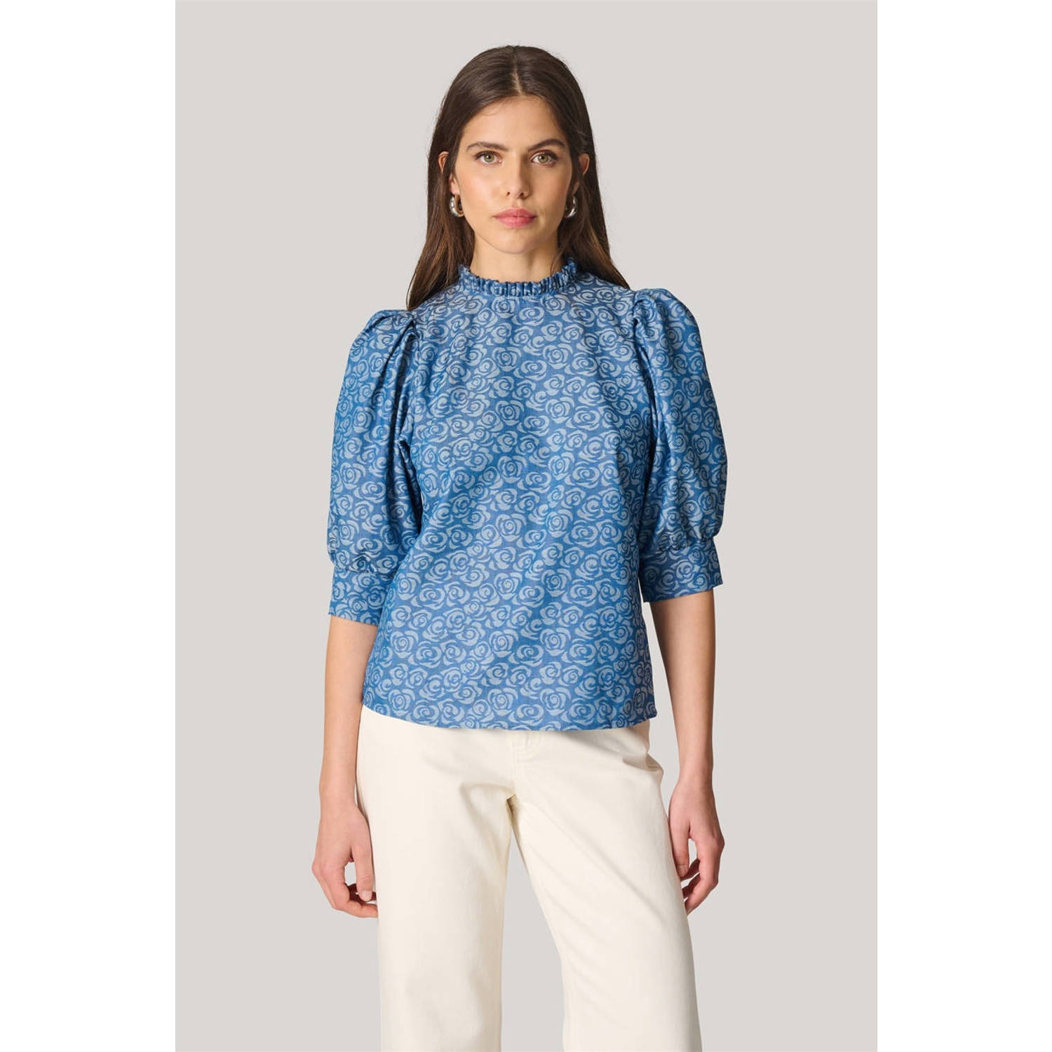 Shoeby blousetop met all over print en open detail blauw