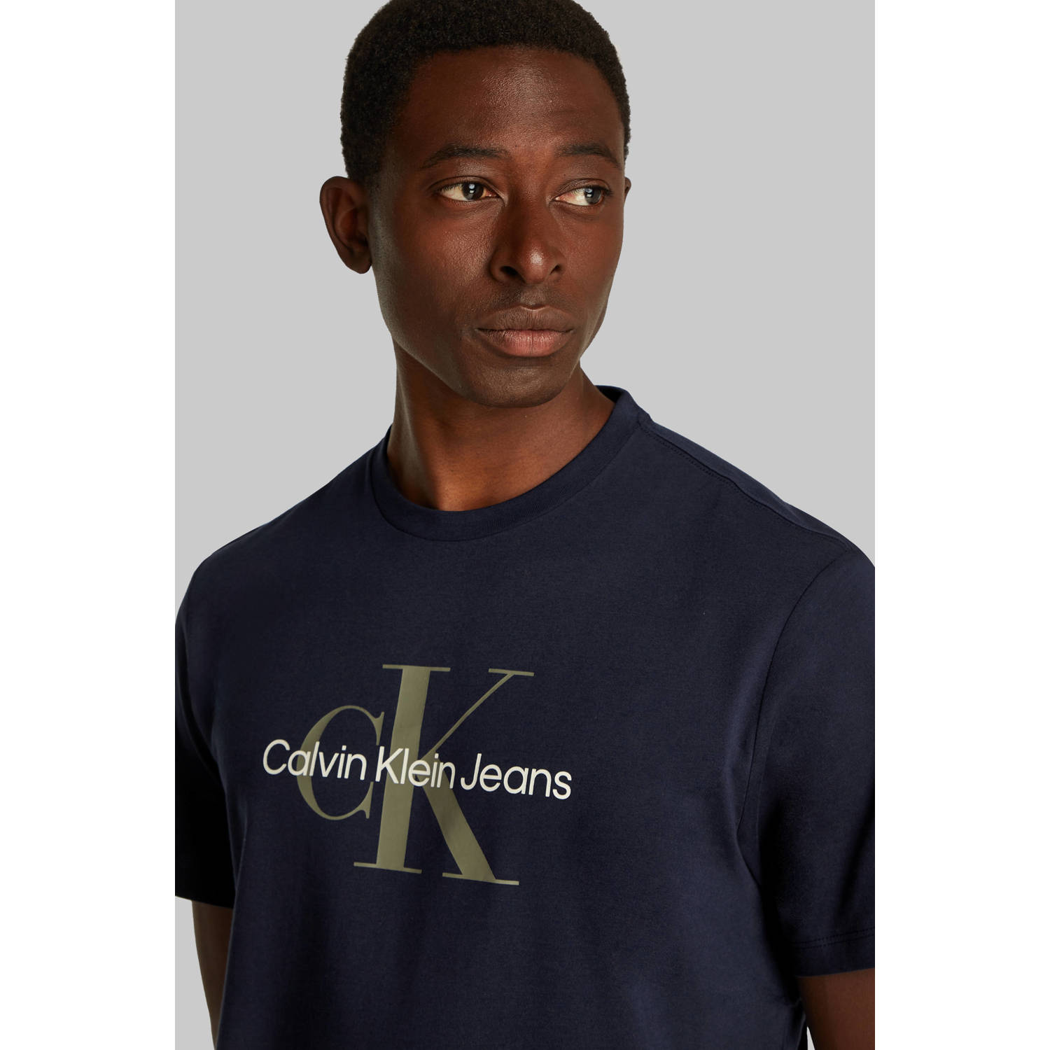 CALVIN KLEIN JEANS regular fit T-shirt met logo donkerblauw