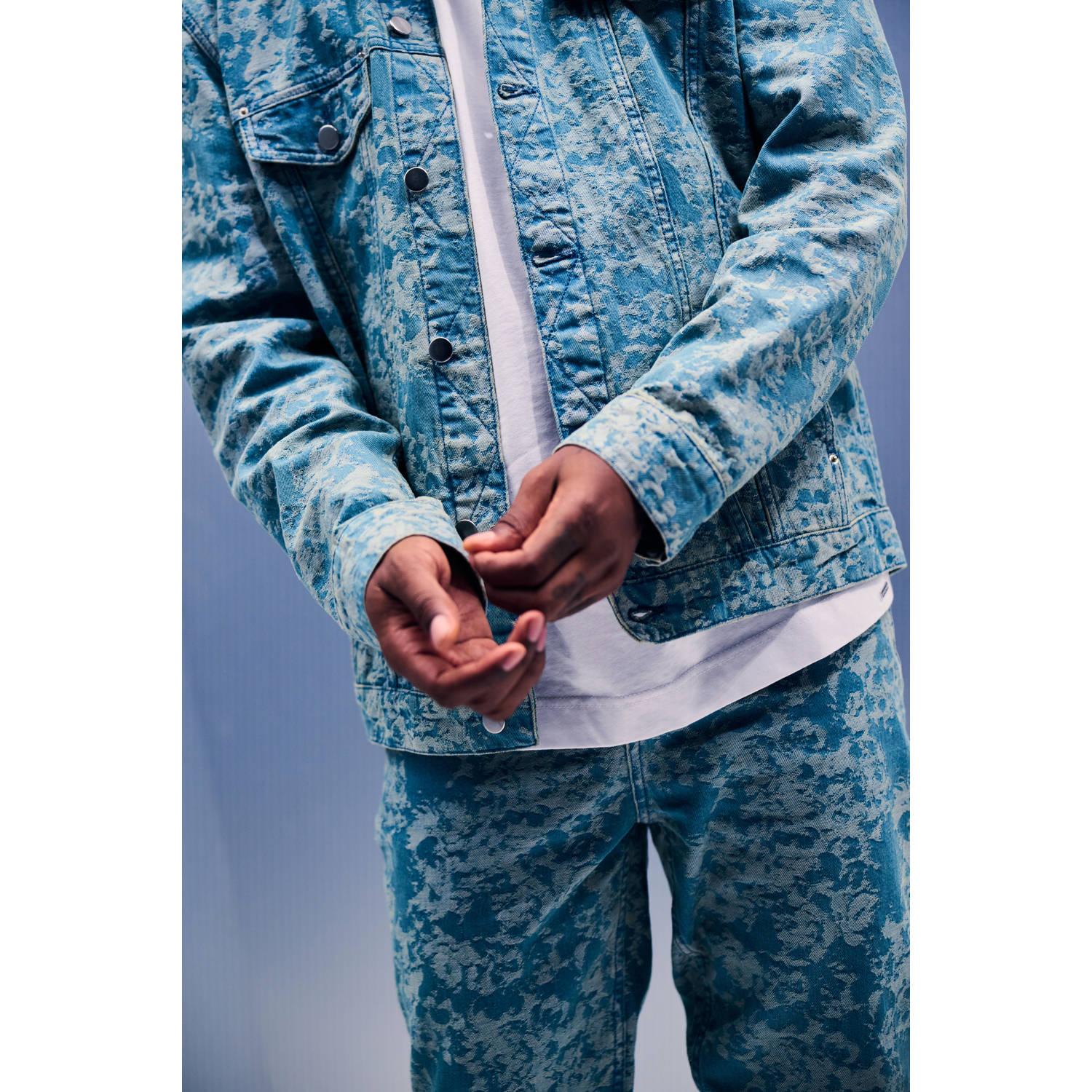 Croyez regular fit broek met all over print blauw