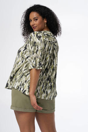 top met all over print kaki