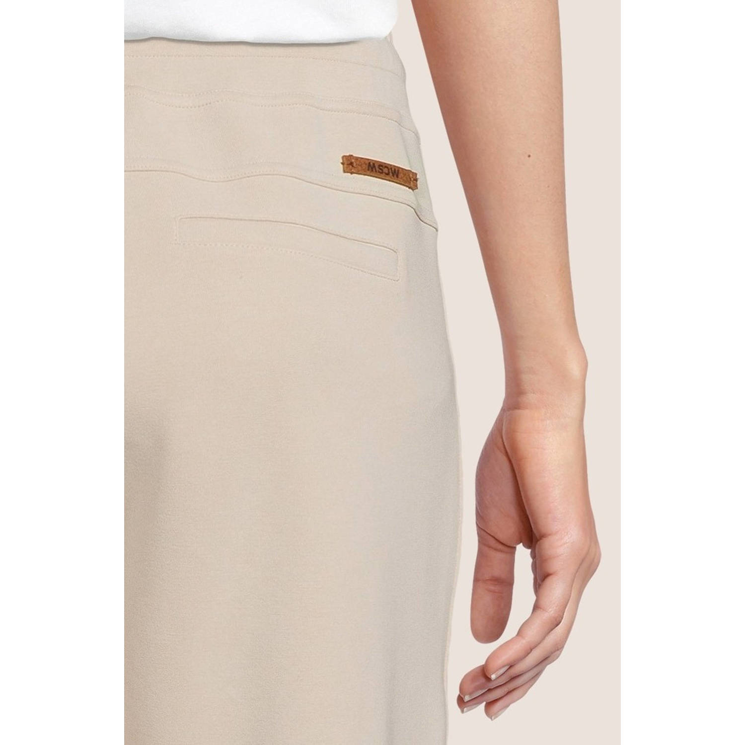 Moscow skinny sweatpants beige
