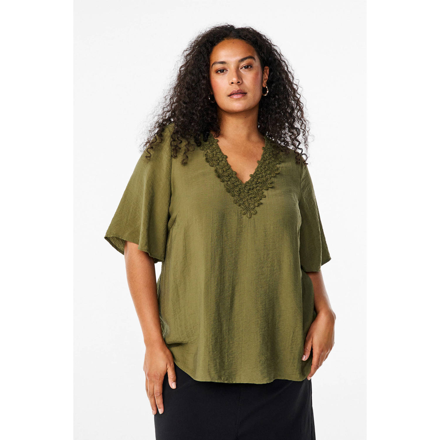 Zizzi top CAILVY met kant kaki