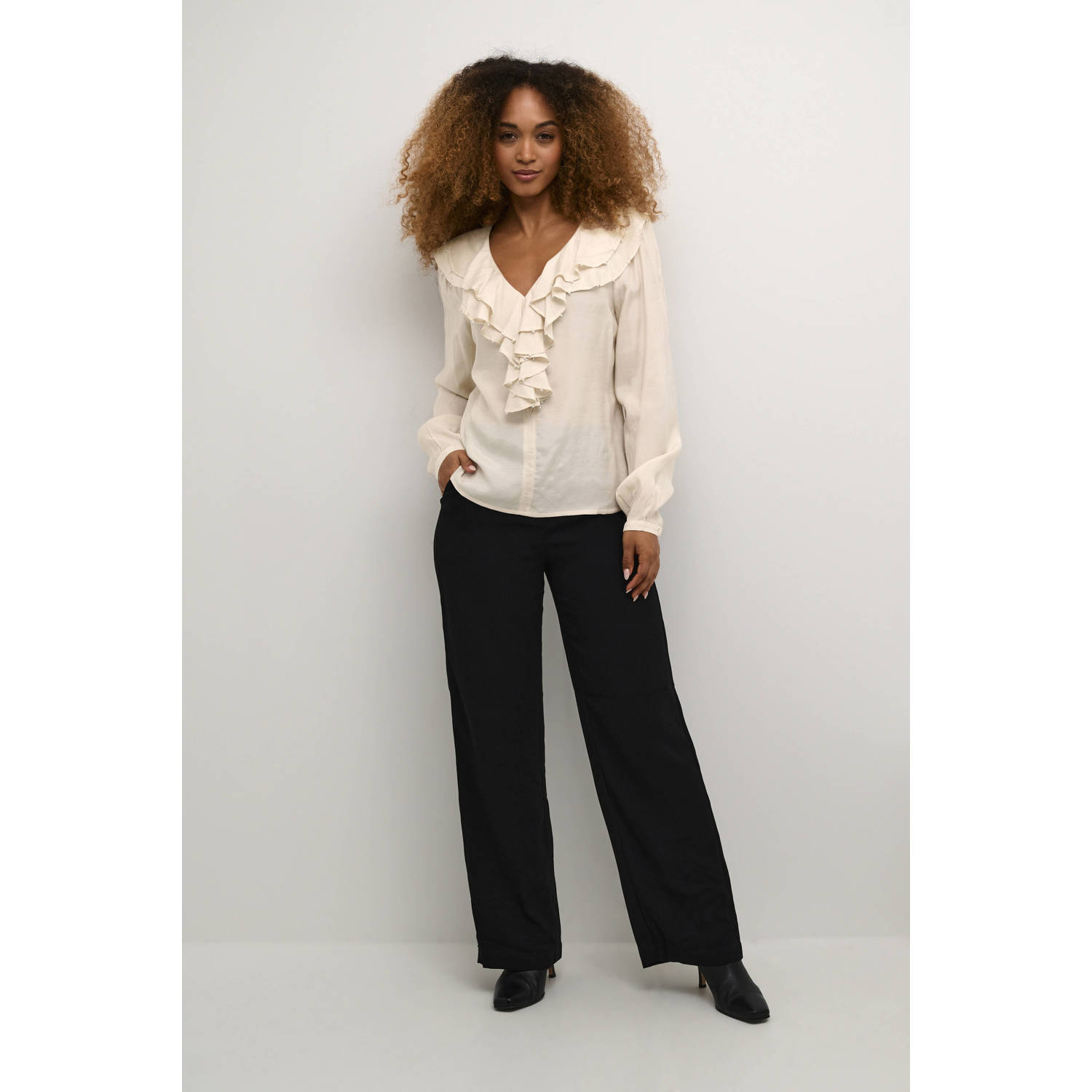 Cream blouse CRRinni met ruches ecru