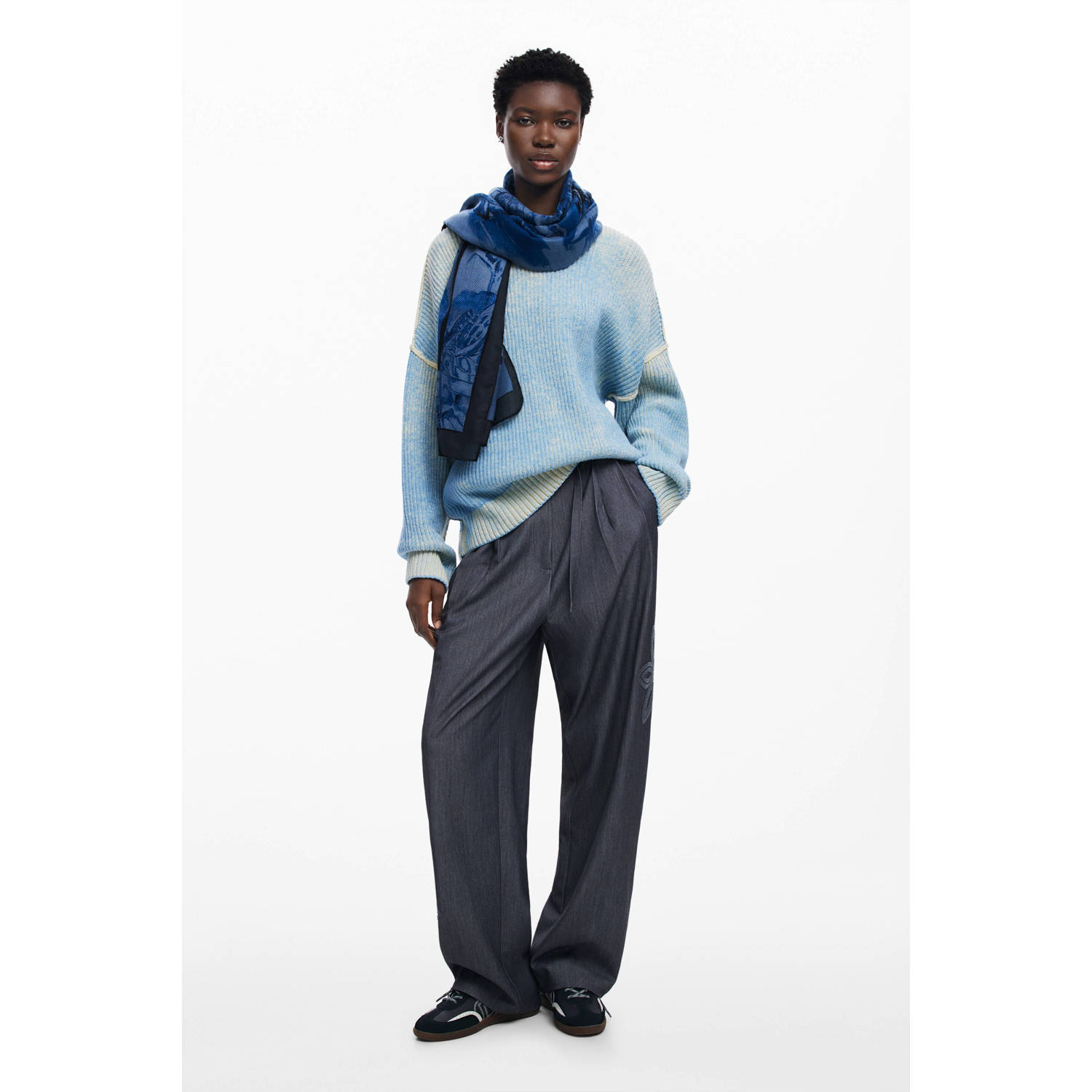 Desigual sjaal met dierenprint blauw