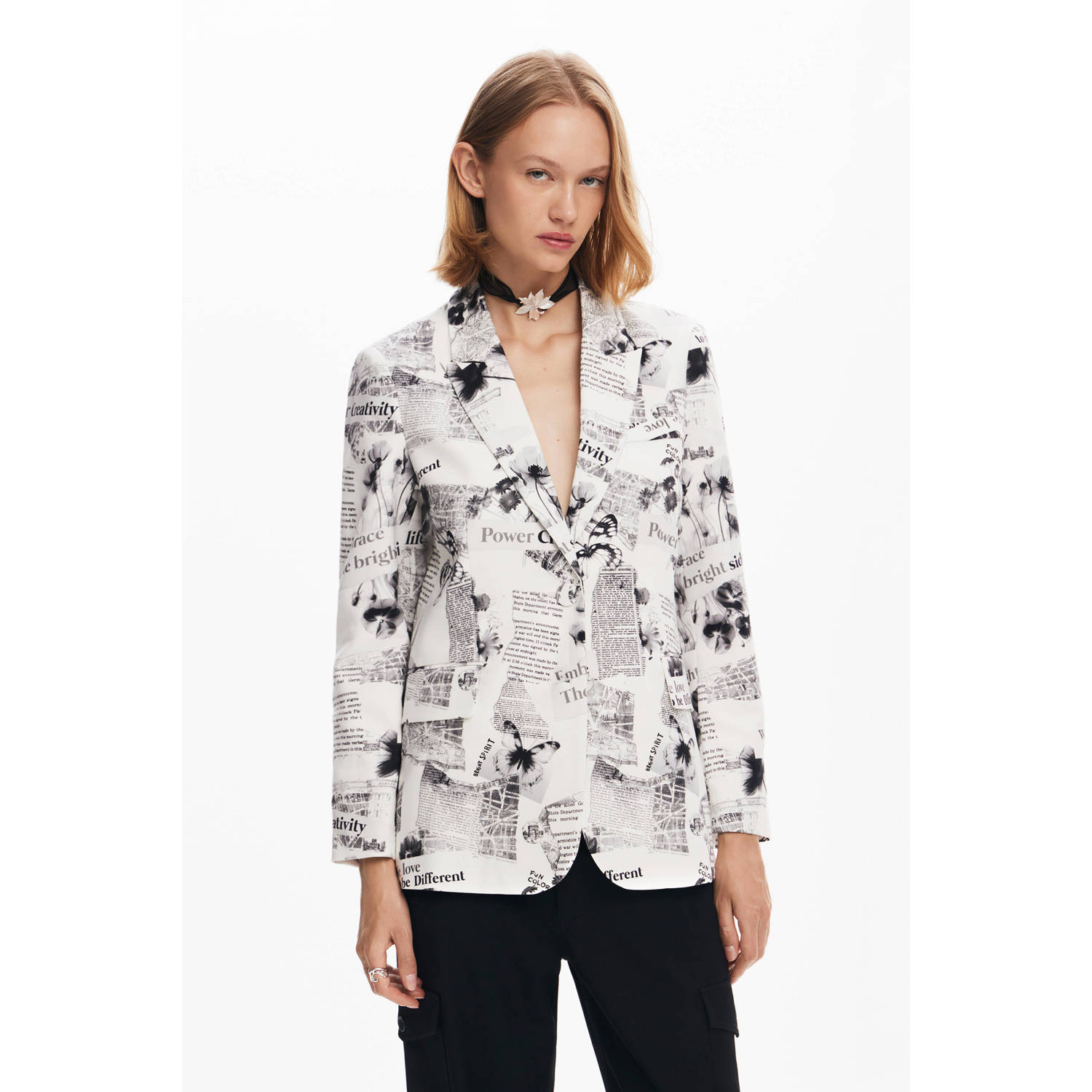 Desigual rechtvallende blazer met all over print ecru zwart