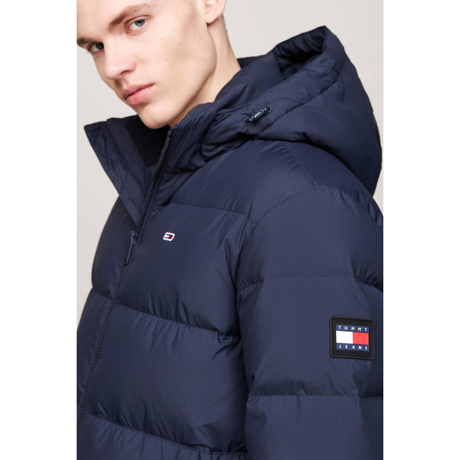 Tommy Jeans gewatteerde winterjas dark night navy