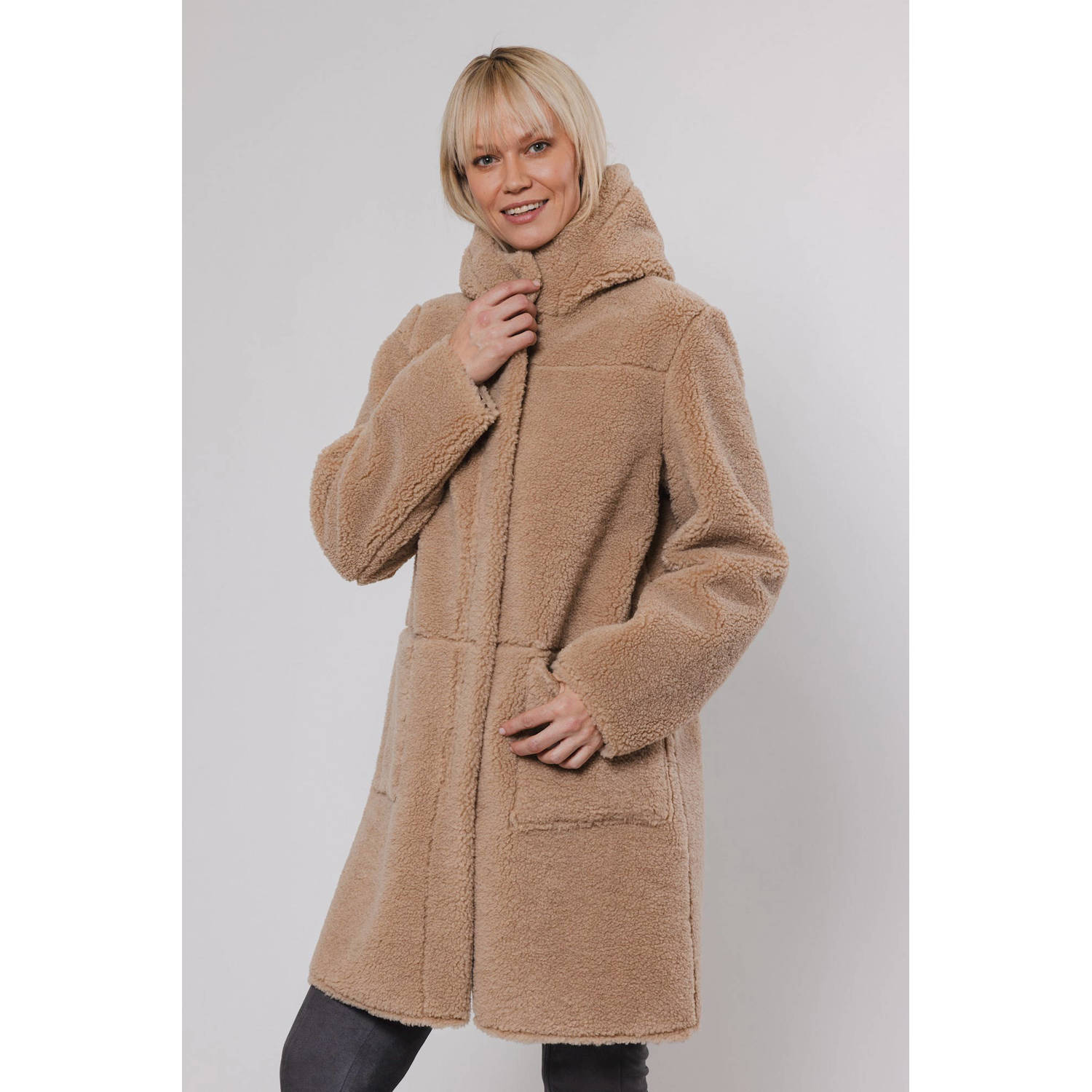 Rino & Pelle Korte jas met imitatieleren details
