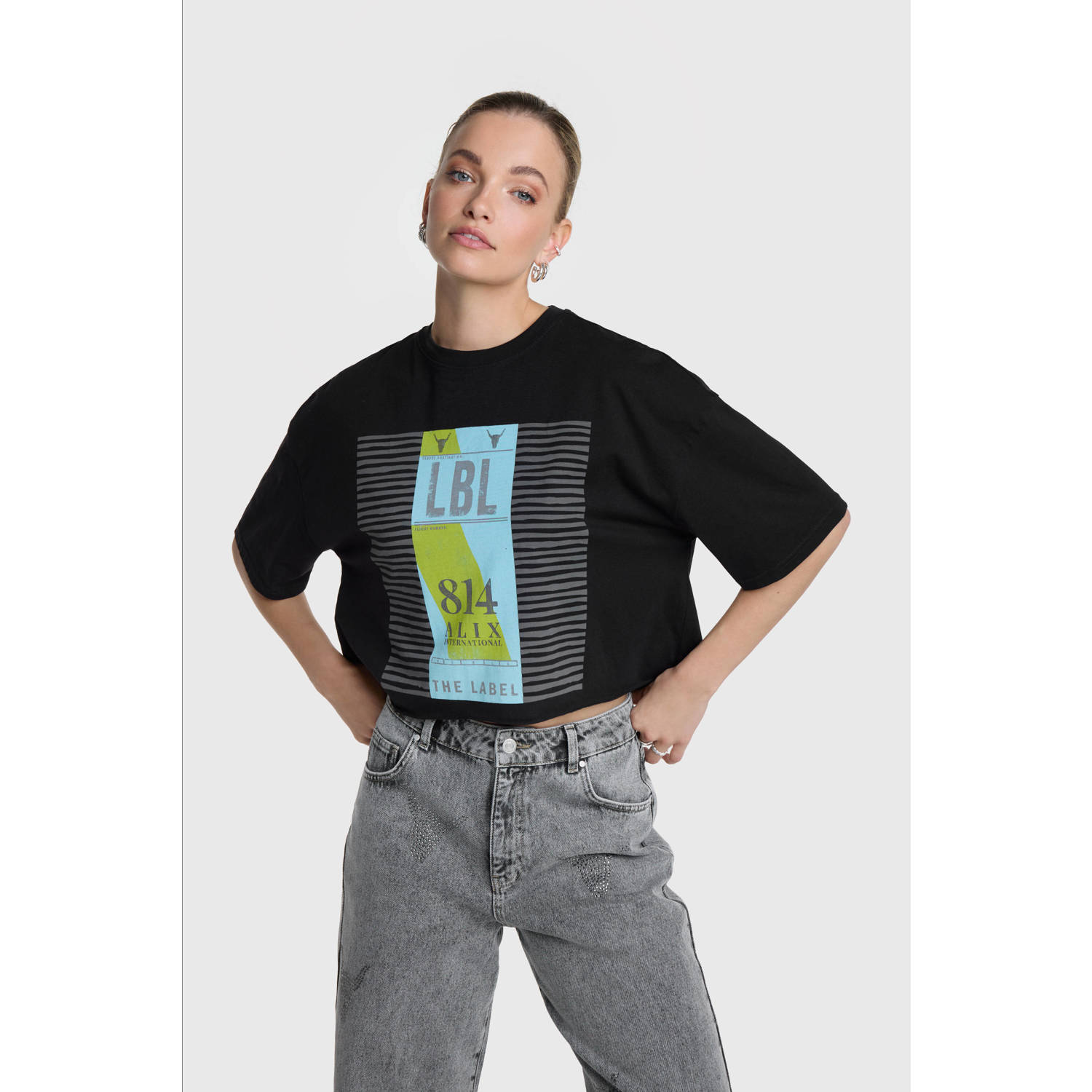 ALIX THE LABEL Dames Tops & T-shirts Ladies Knitted Travel Cropped T-shirt Zwart