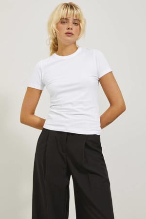 T-shirt wit