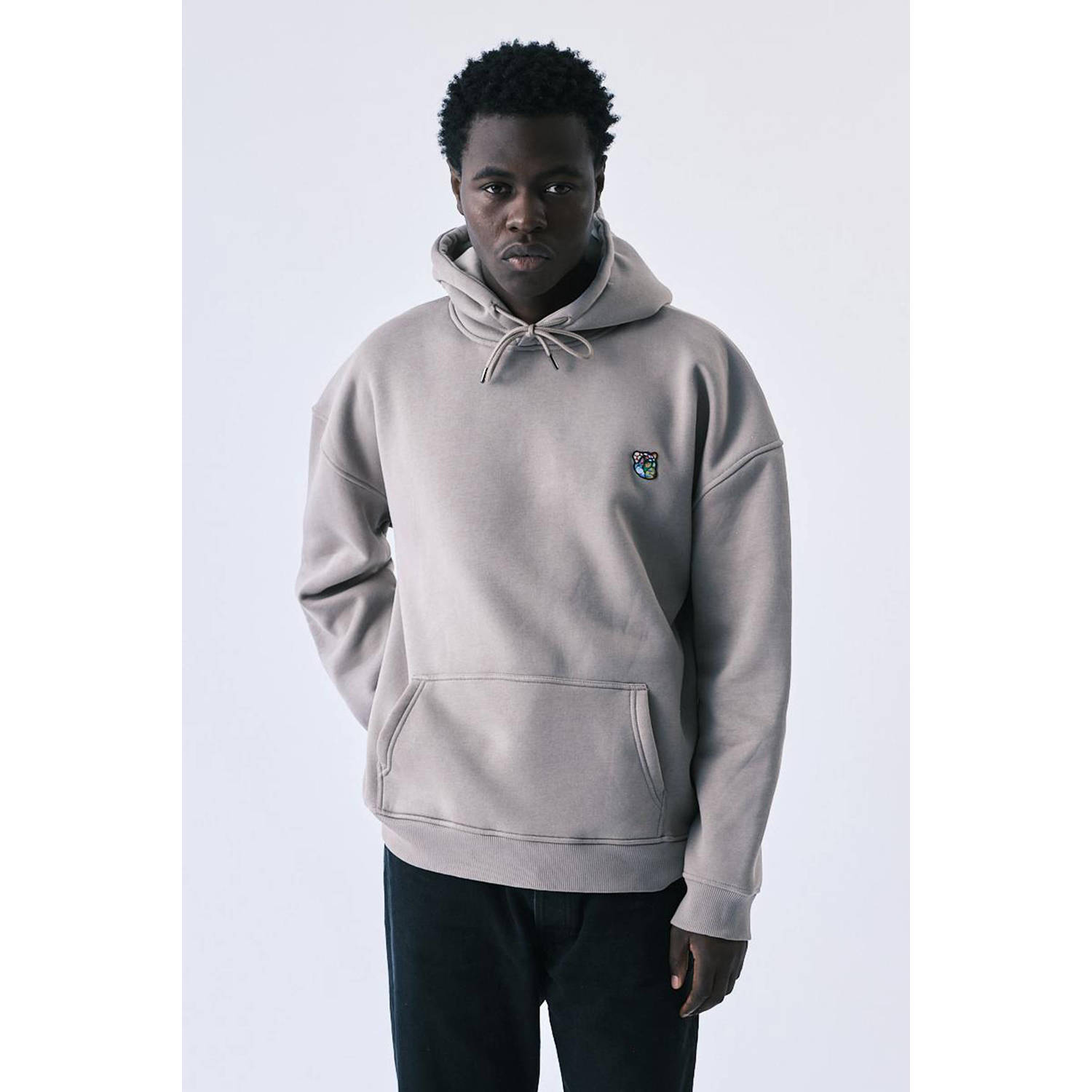 Tonsure hoodie beige