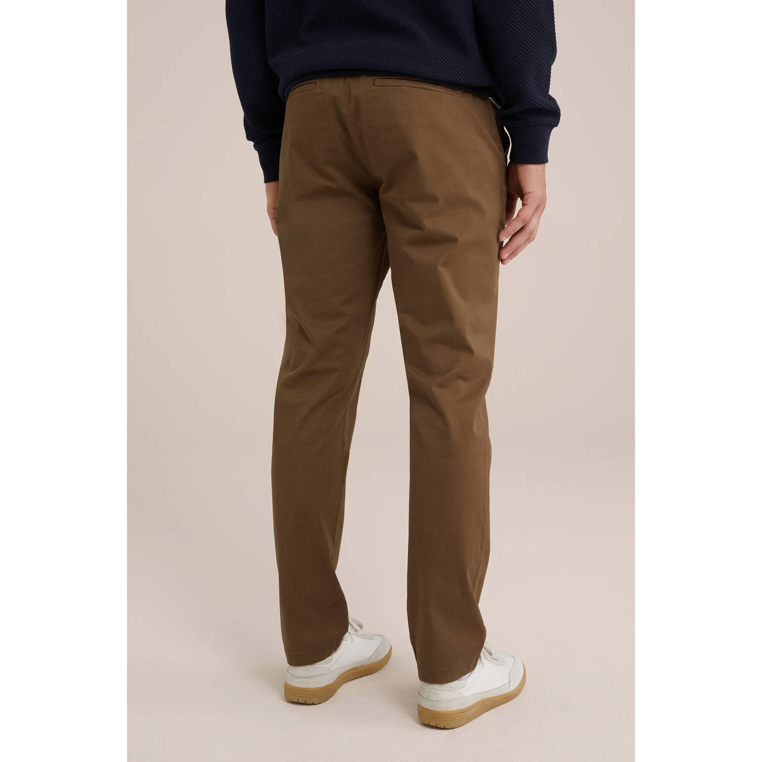 WE Fashion WE Fundamentals slim fit chino Billy bruin