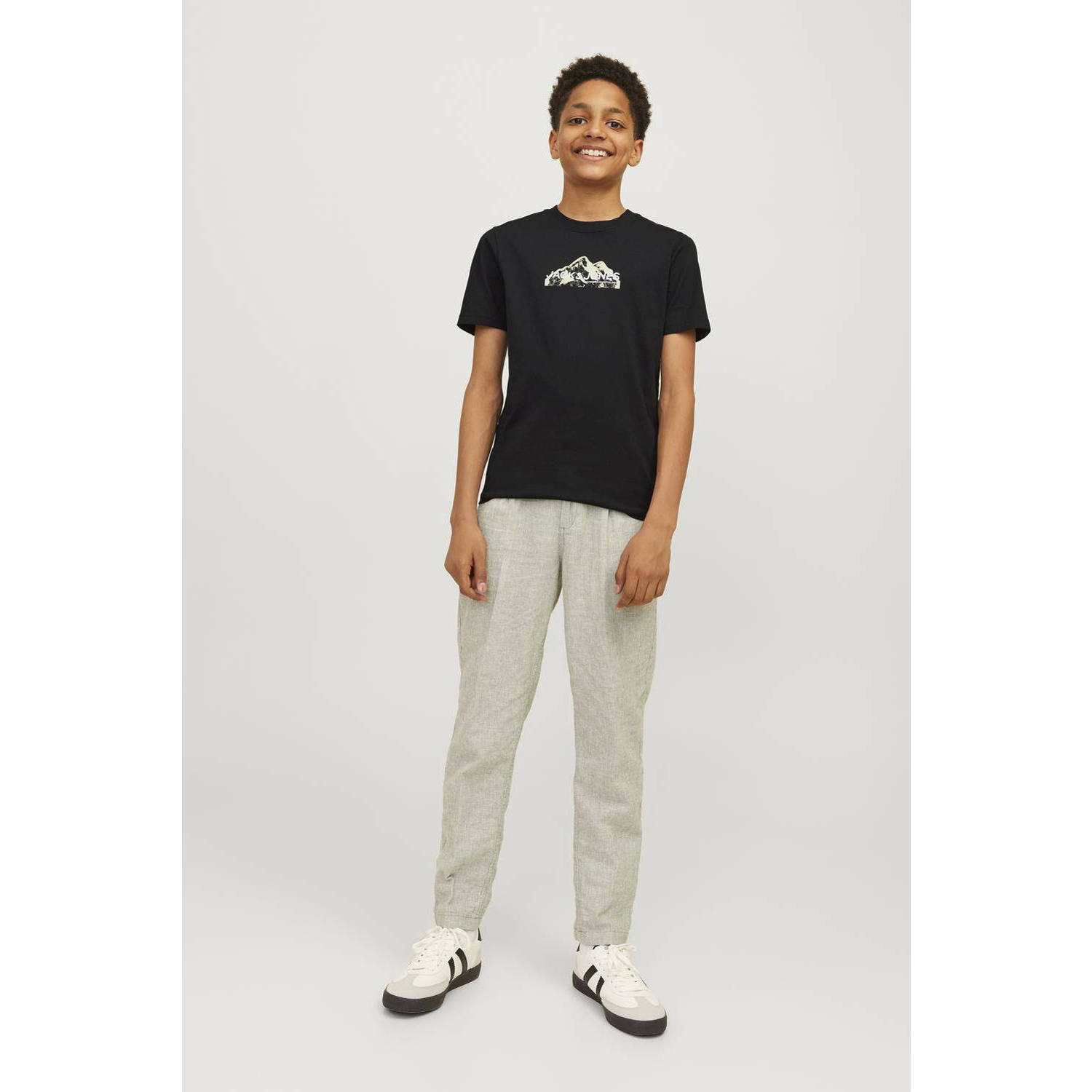JACK & JONES JUNIOR T-shirt JCOMOUNTAIN met printopdruk zwart