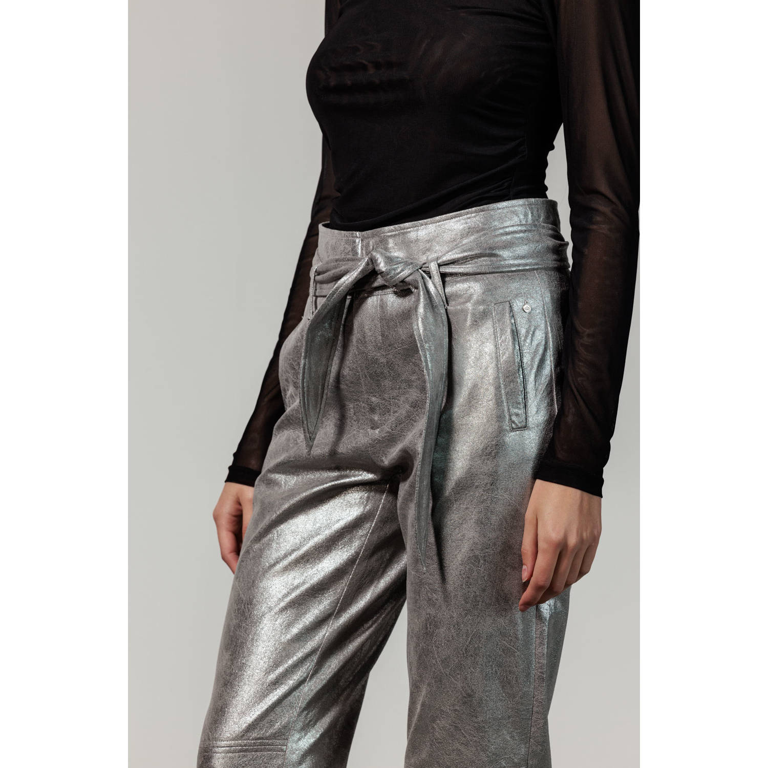 Tramontana coated high waist slim fit broek zilver