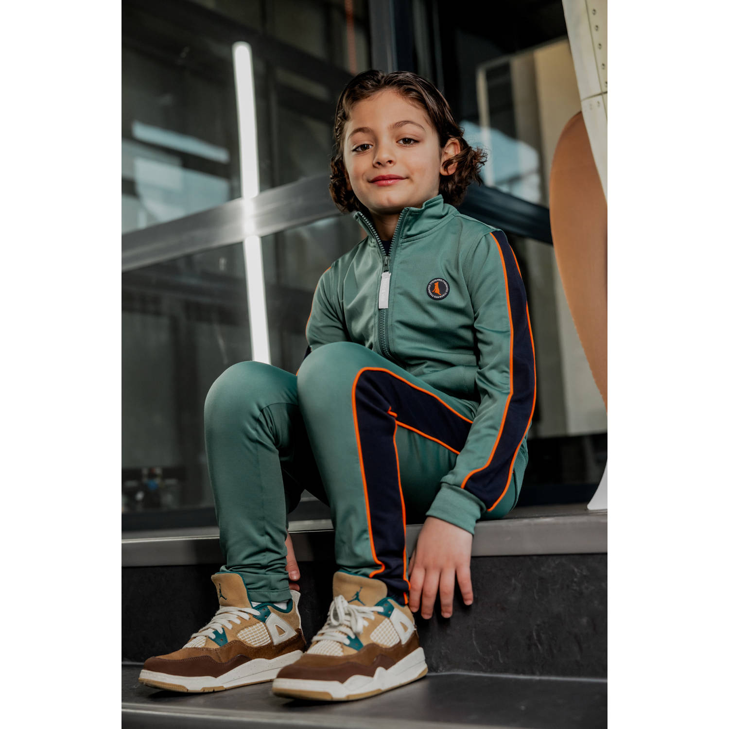 TYGO & vito straight fit joggingbroek Boyd zeegroen zwart oranje