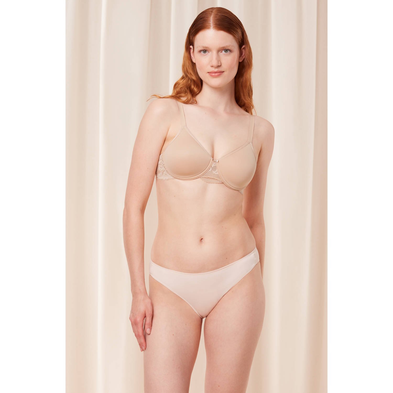 Triumph voorgevormde beugelbh Modern Lace beige