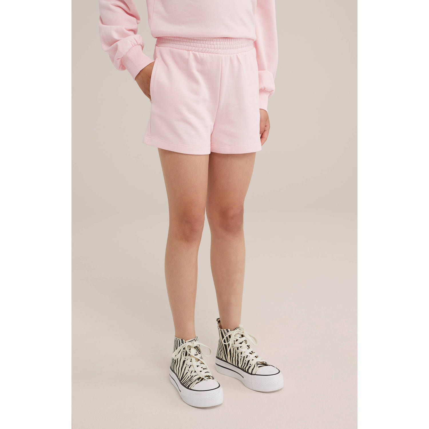WE Fashion sweatshort lichtroze Korte broek Paars Effen 122 128