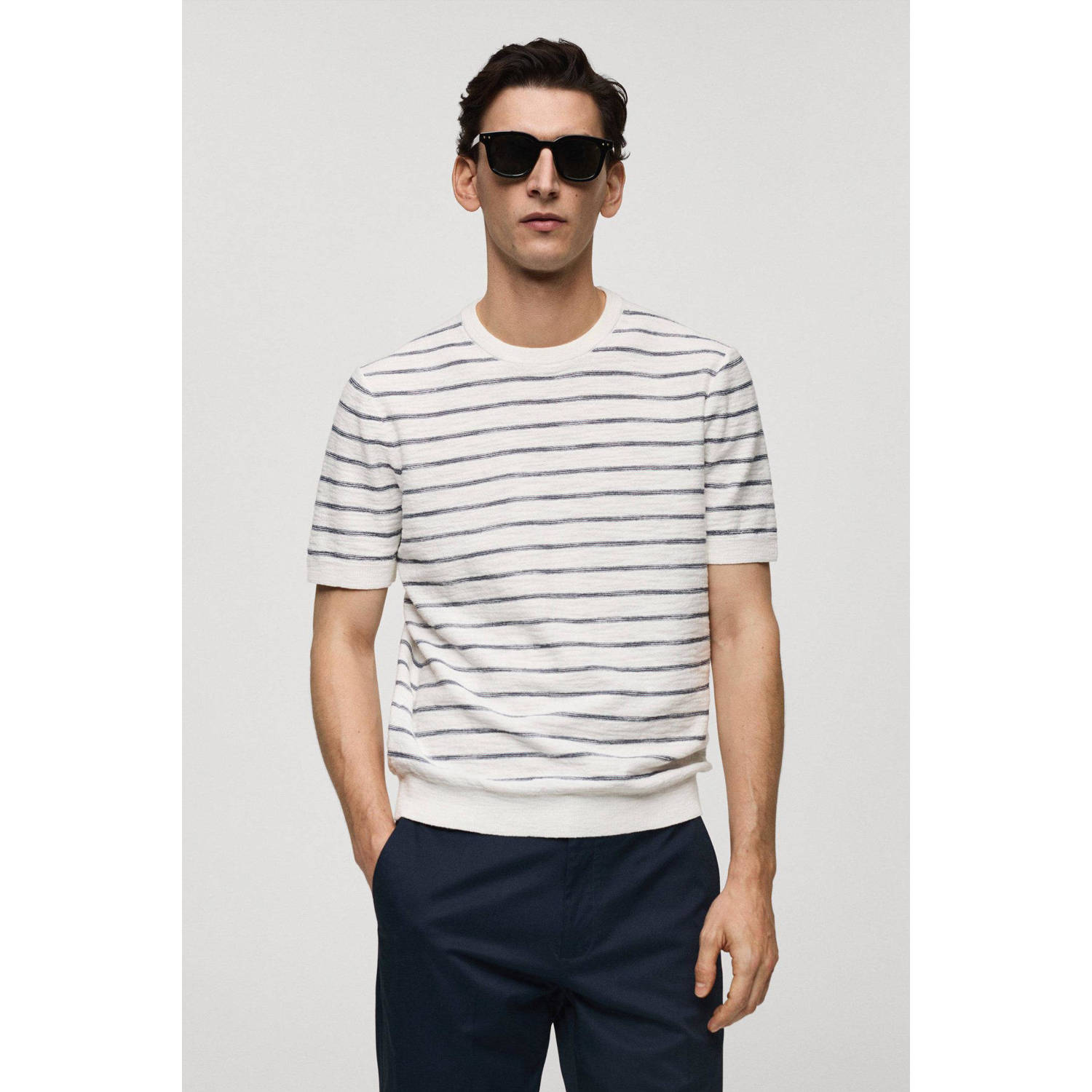 Mango Man gestreept gebreid T-shirt ecru blauw