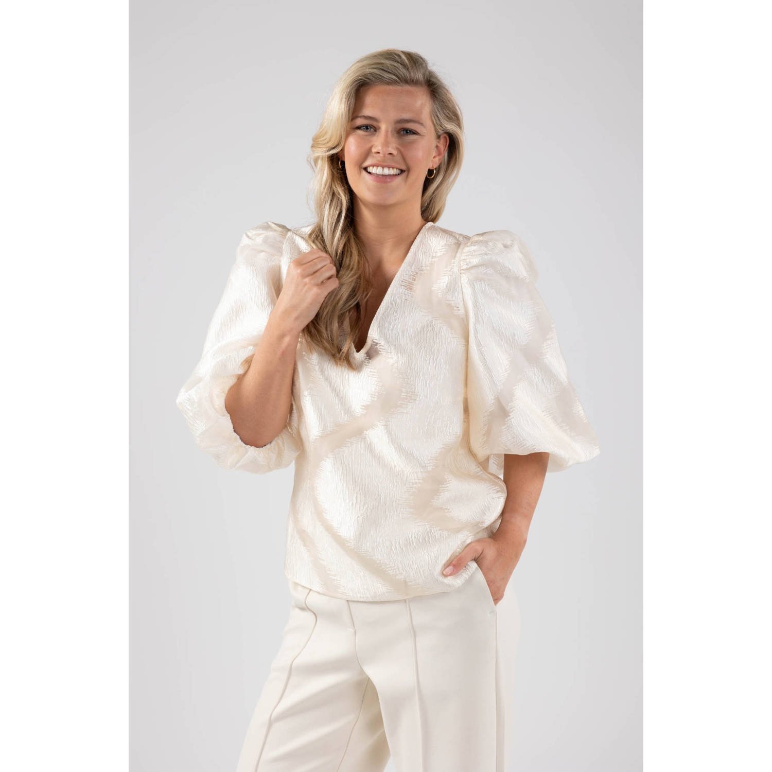 NUKUS top Delilah crème