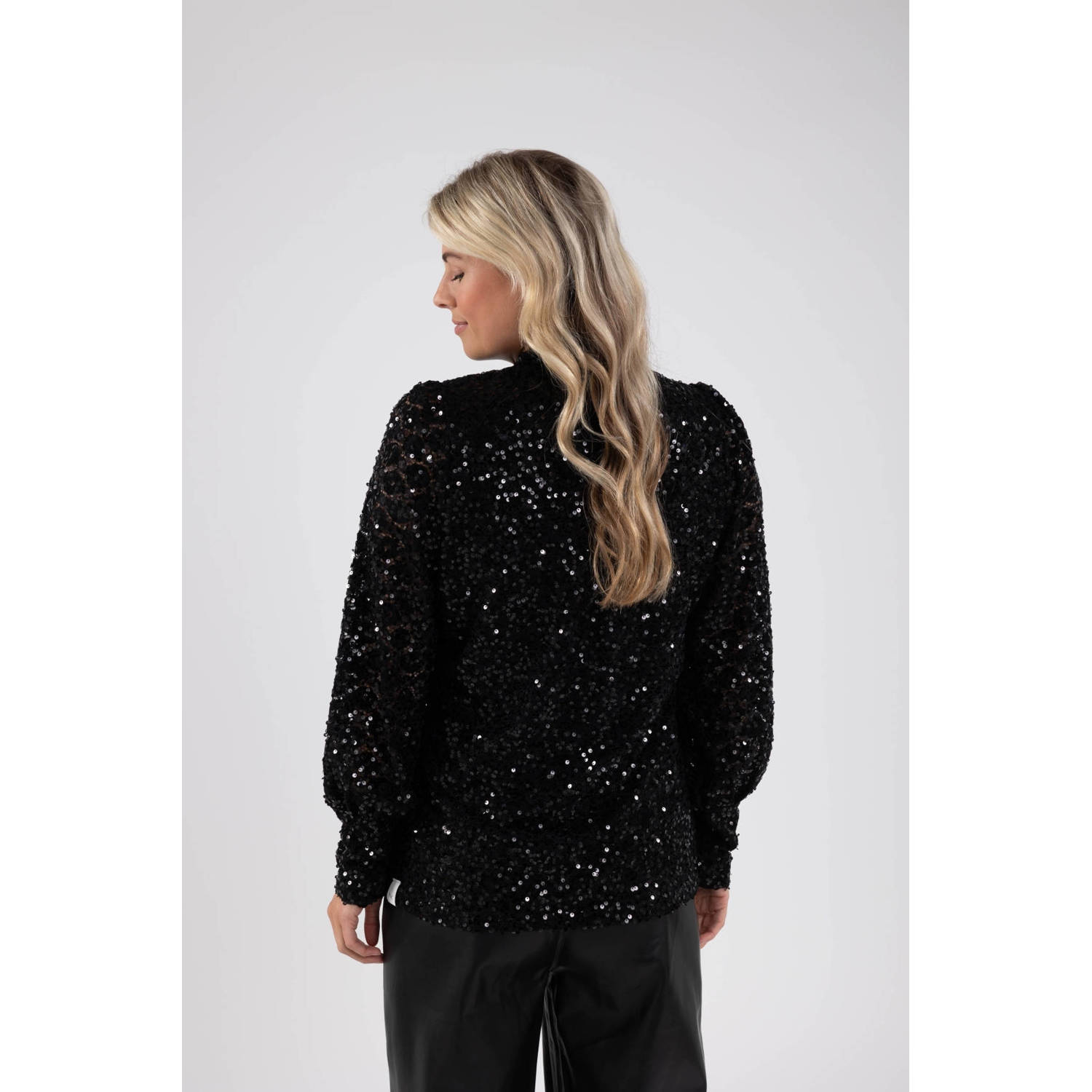 NUKUS pailletten top Stella zwart