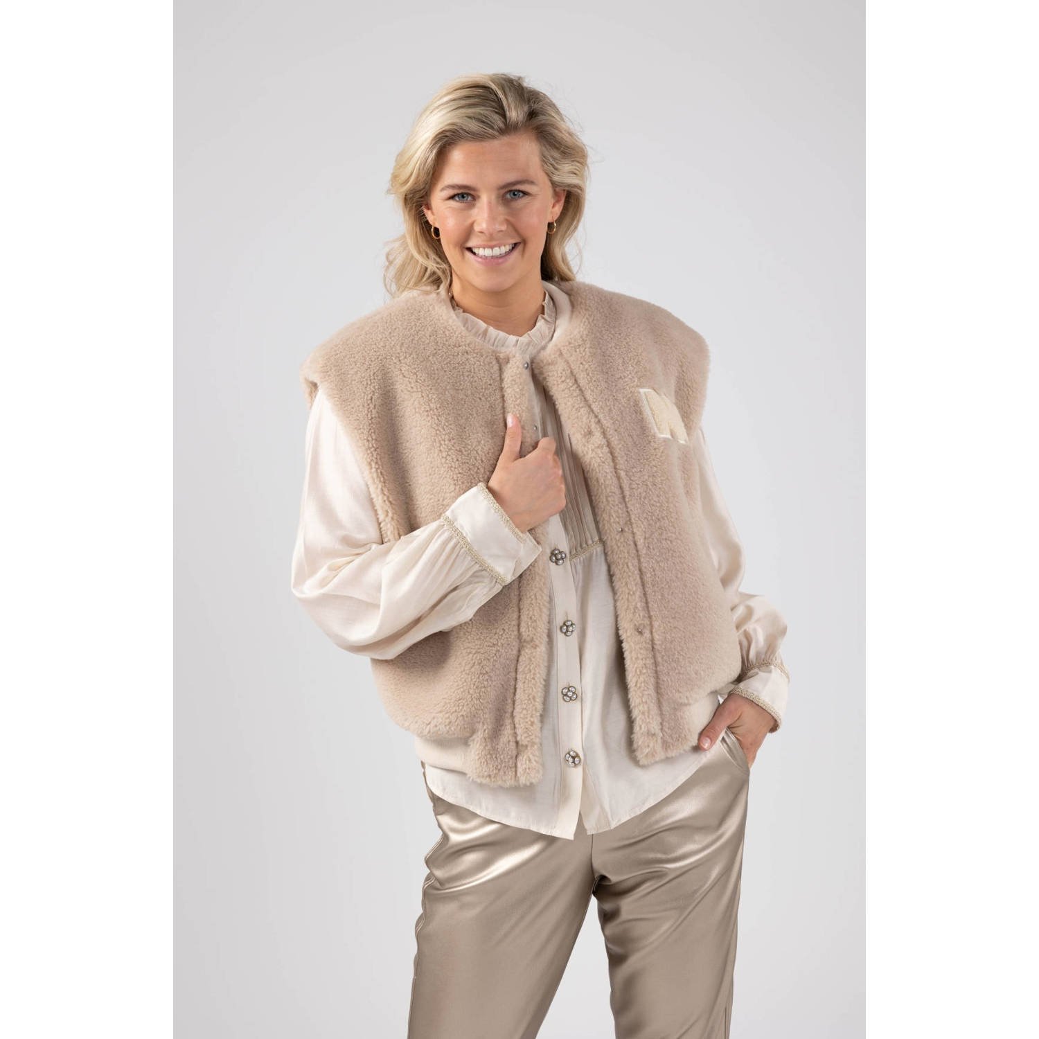 NUKUS gilet Billy zand
