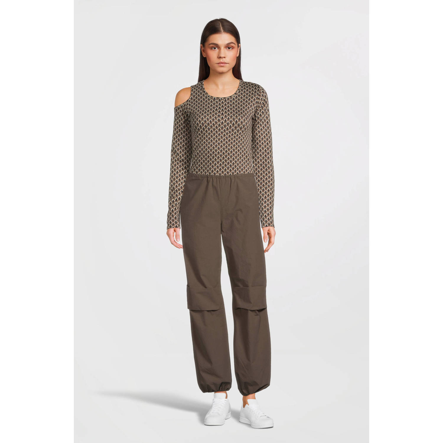 LOOXS 10sixteen low waist loose fit broek bruin