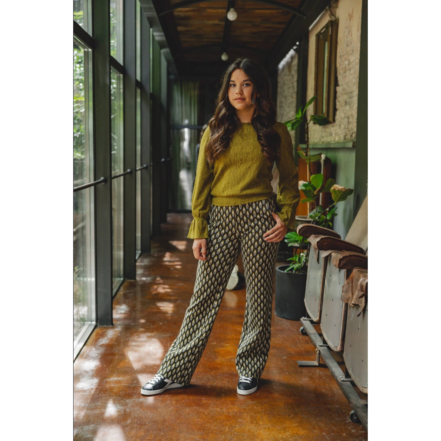 LOOXS 10sixteen loose fit broek met all over print mosgroen zwart