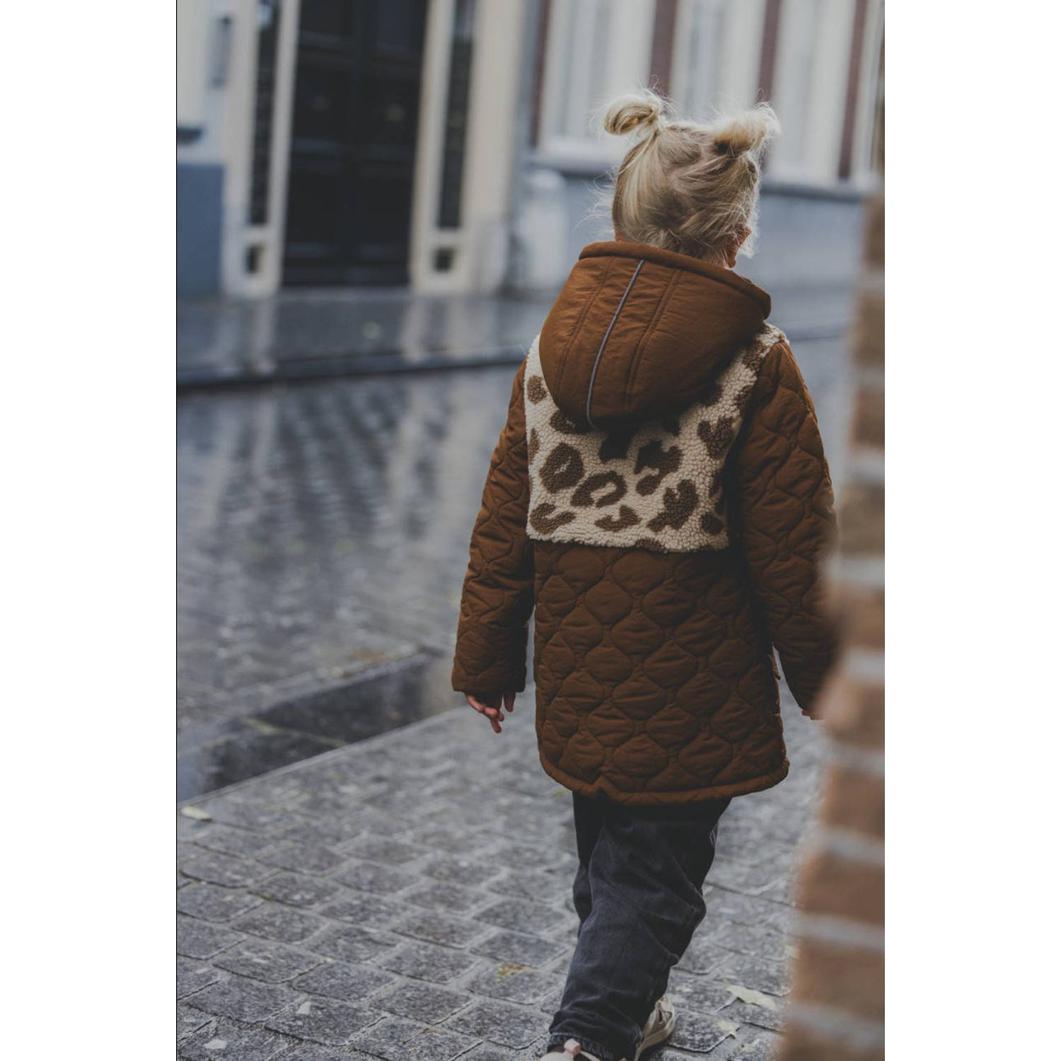 LOOXS little gewatteerde jas met panterprint bruin