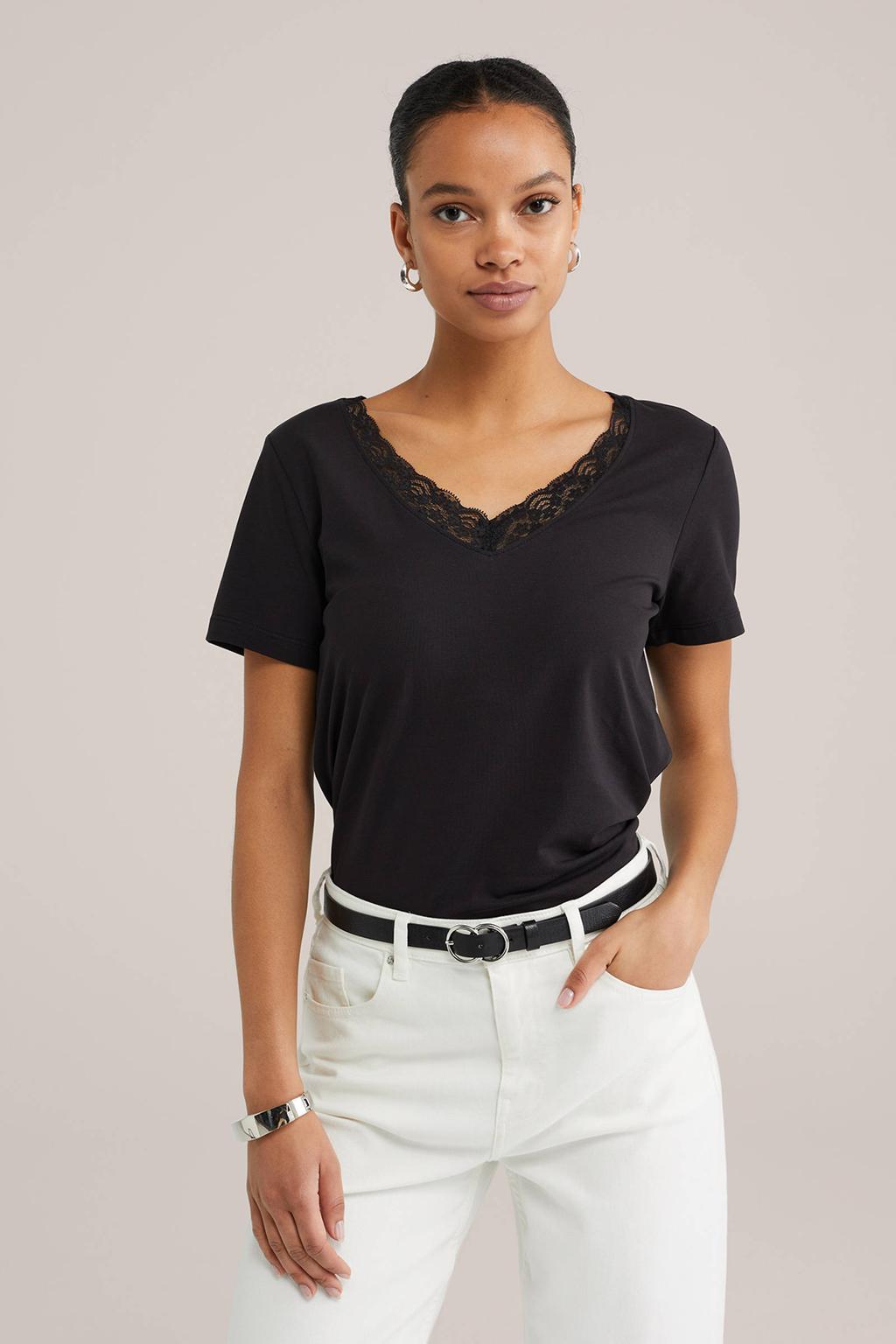 Zwarte dames WE Fashion T-shirt van katoen met effen, korte mouwen, V-hals en kant